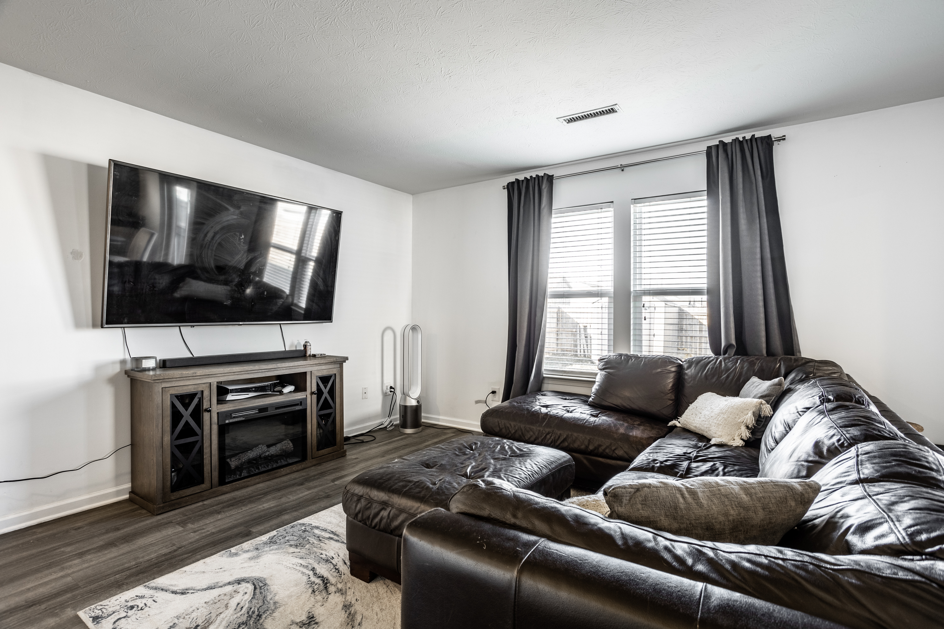 4024 Lassen Lane
