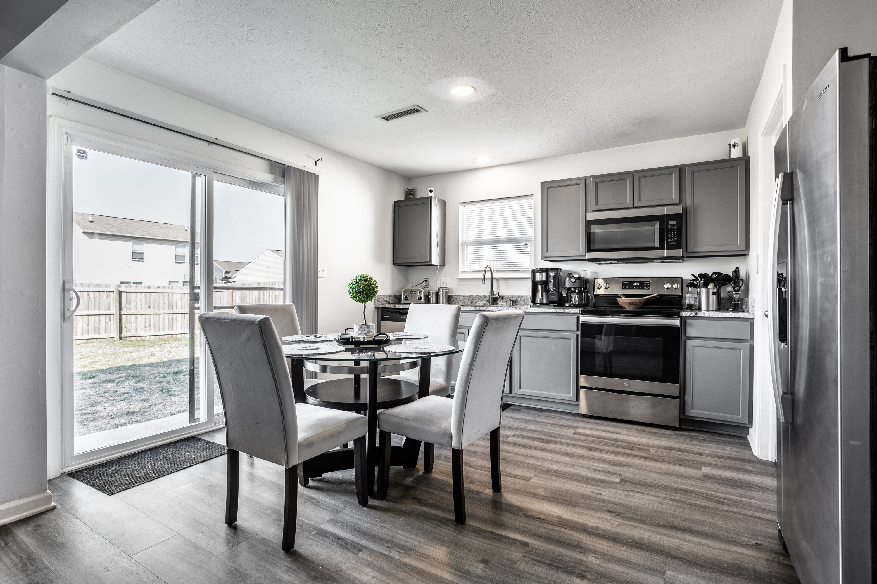 4024 Lassen Lane