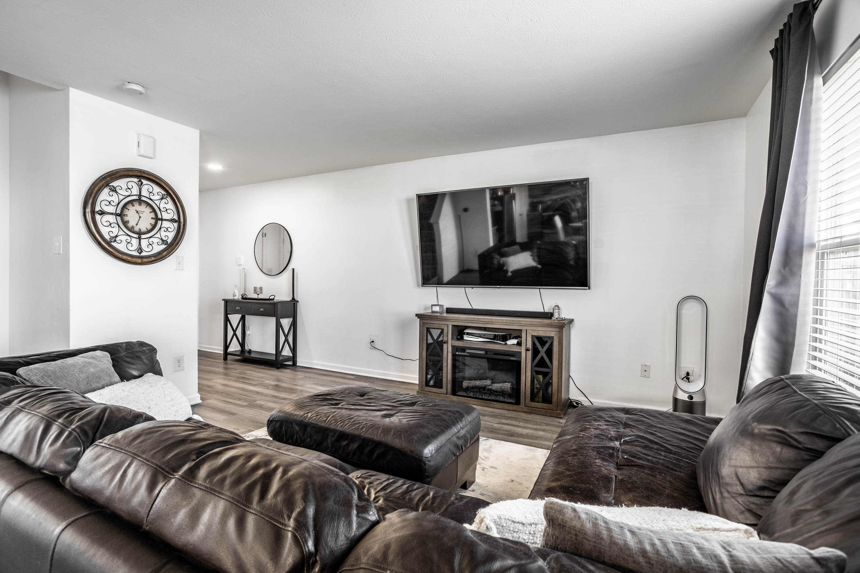 4024 Lassen Lane