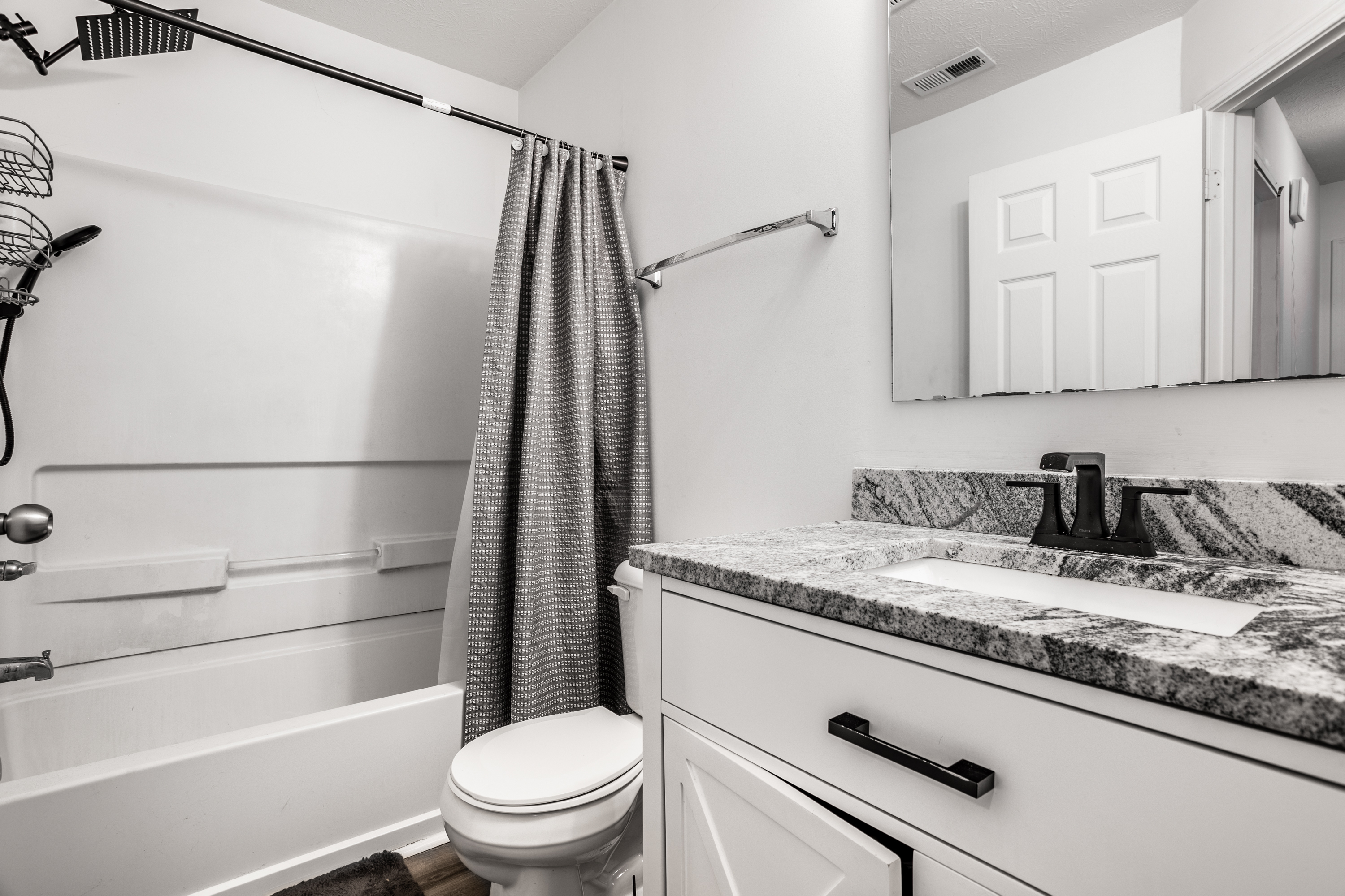 4024 Lassen Lane