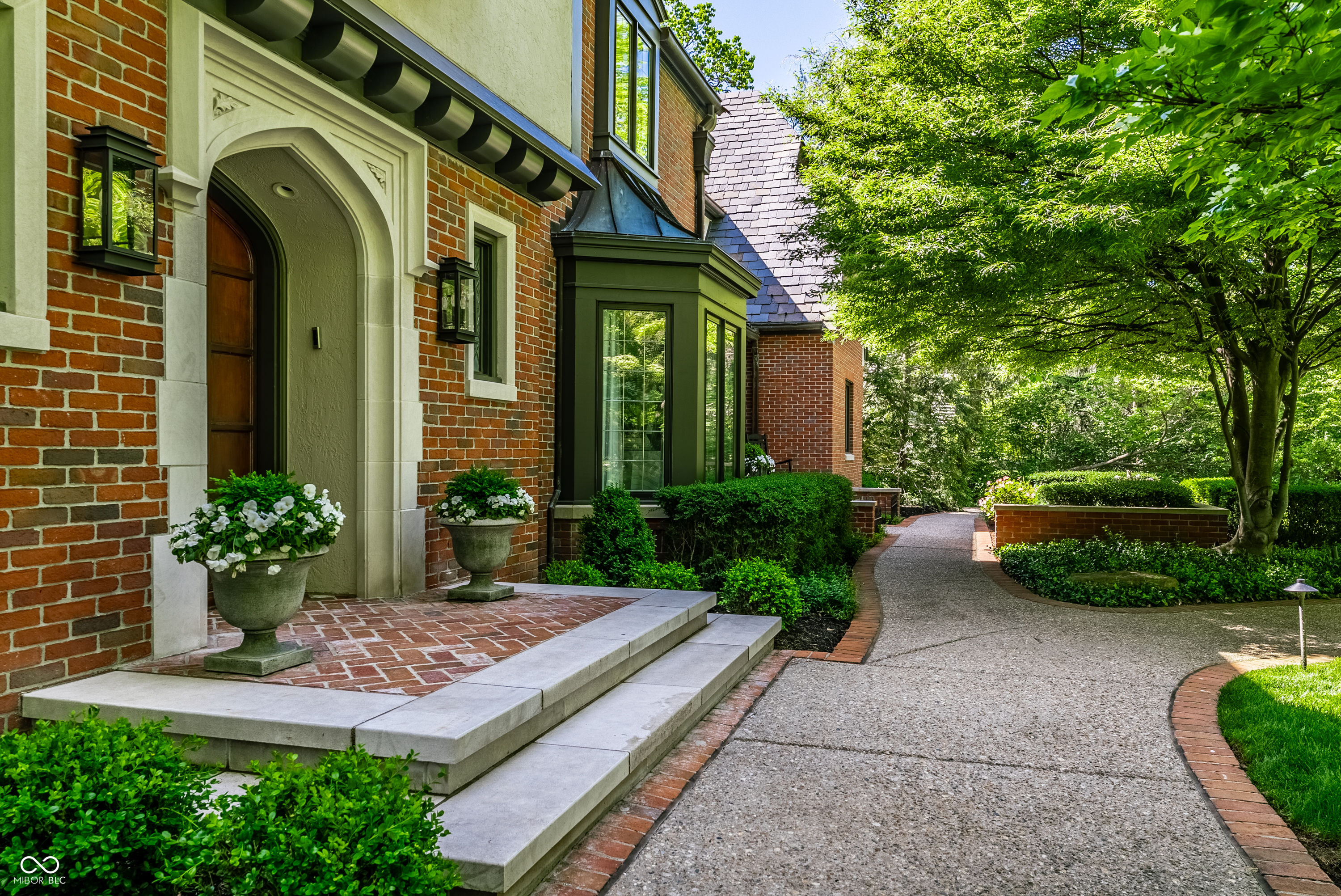 7419 N Washington Boulevard