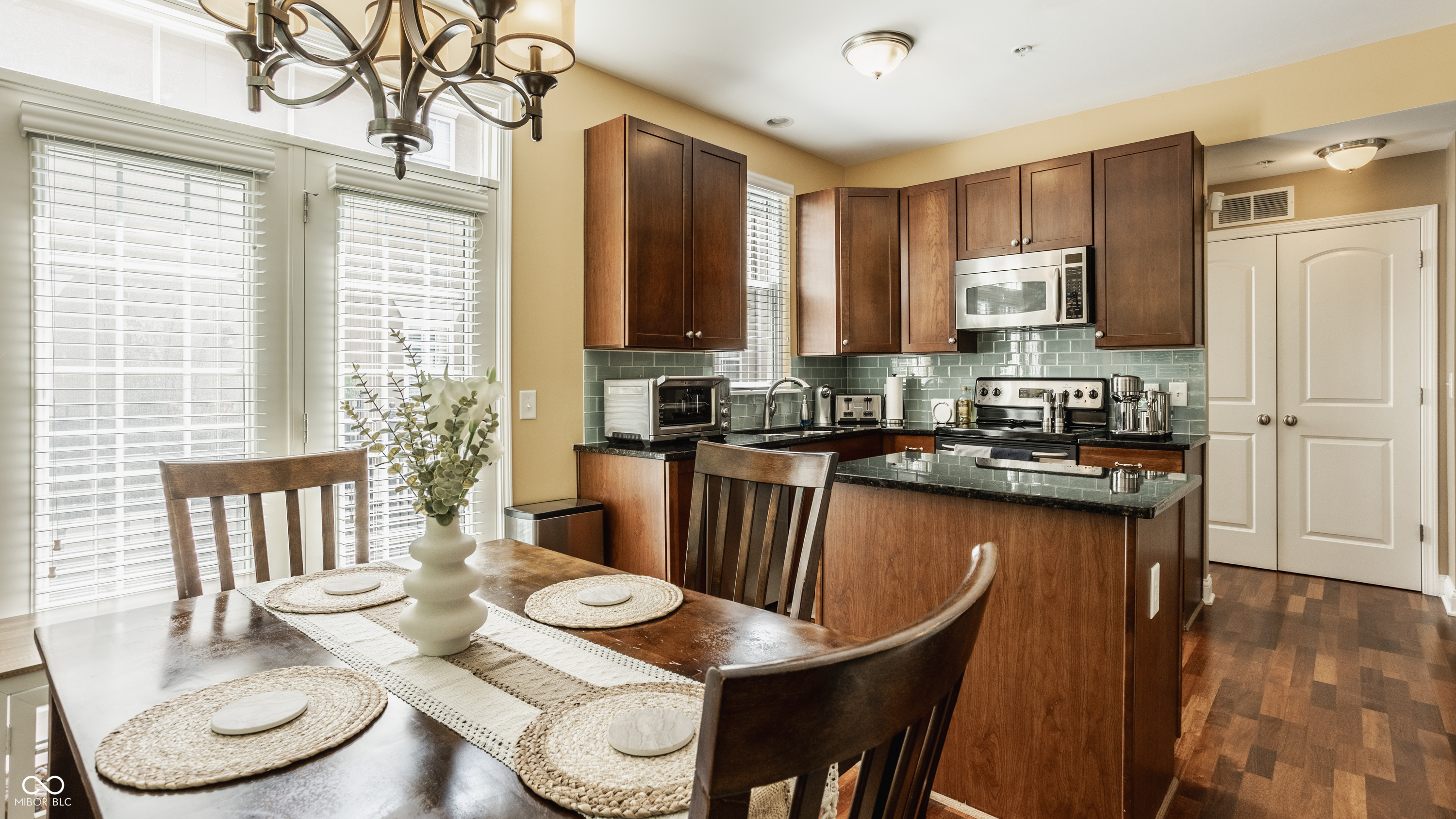 6635 Ferguson Street