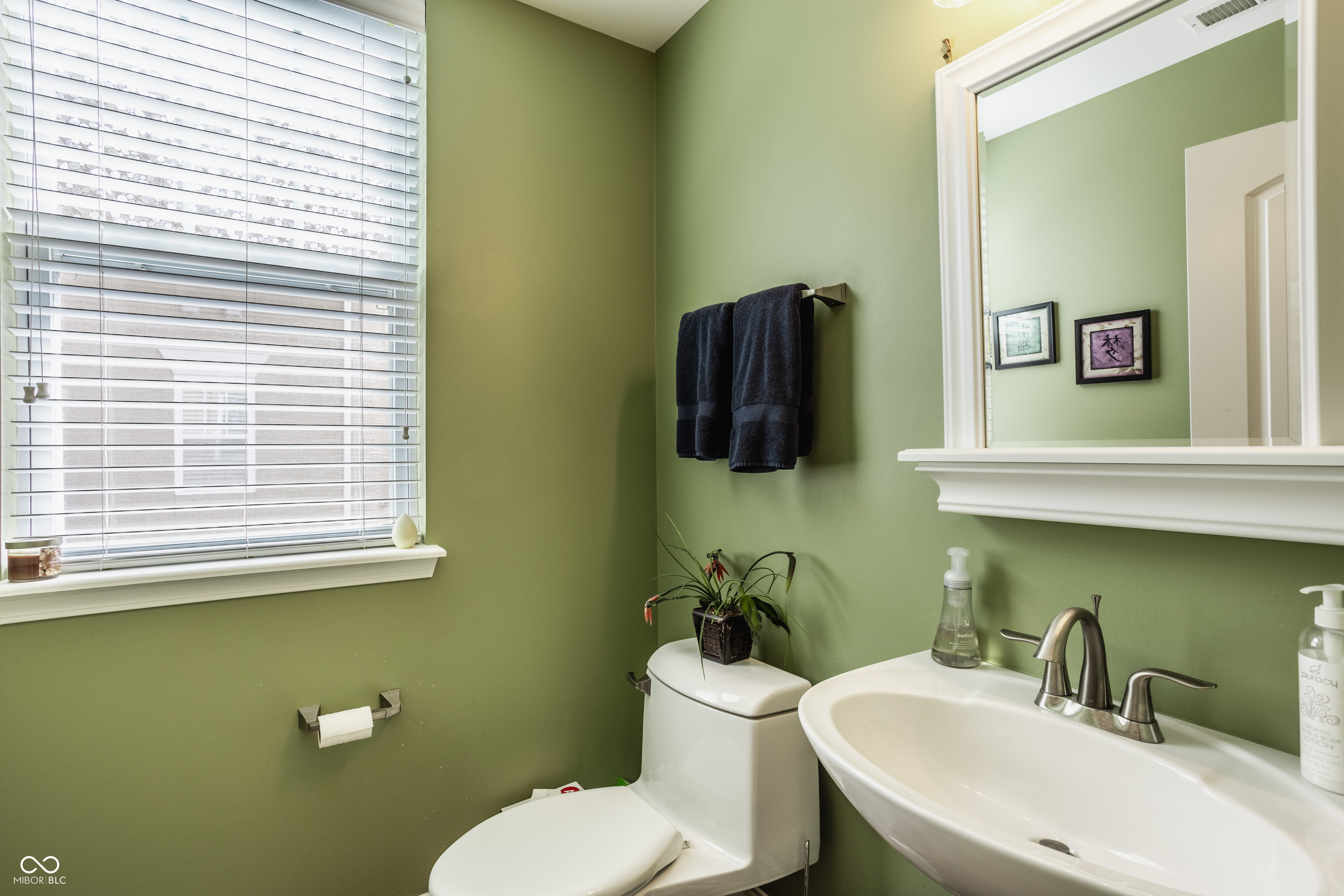 6635 Ferguson Street