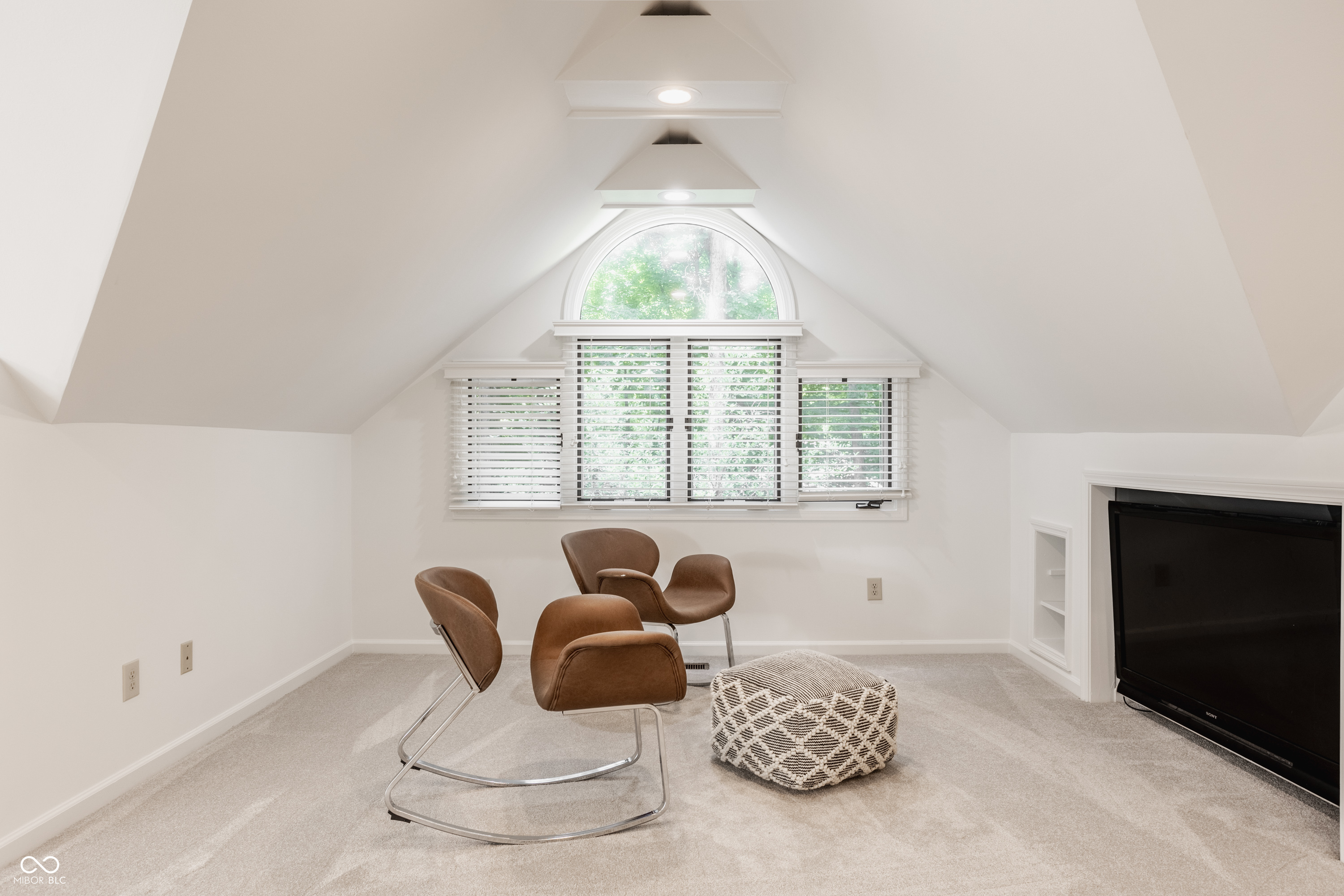 1607 Northwood Drive