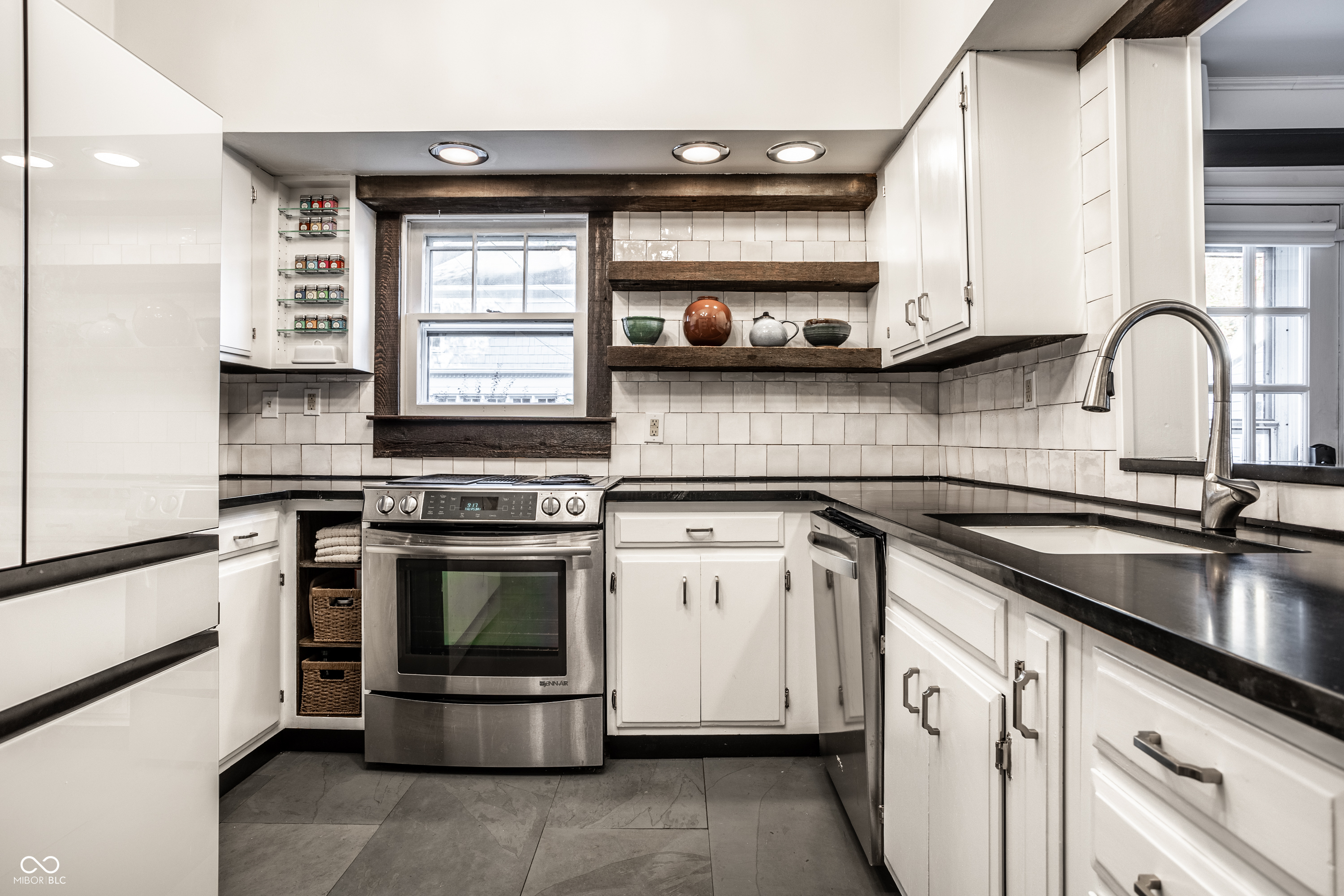 226 E 45th Street