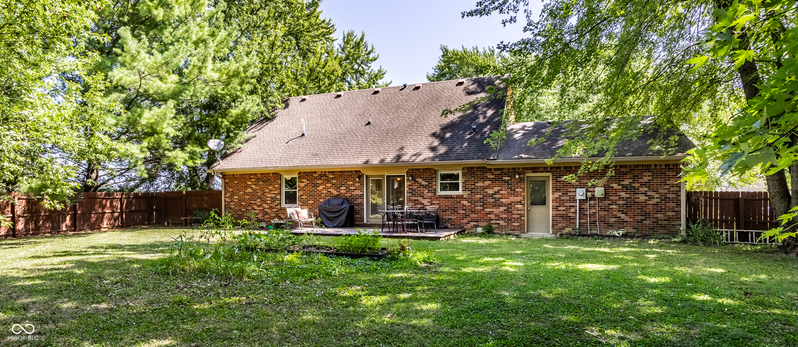 1490 Hillside Drive