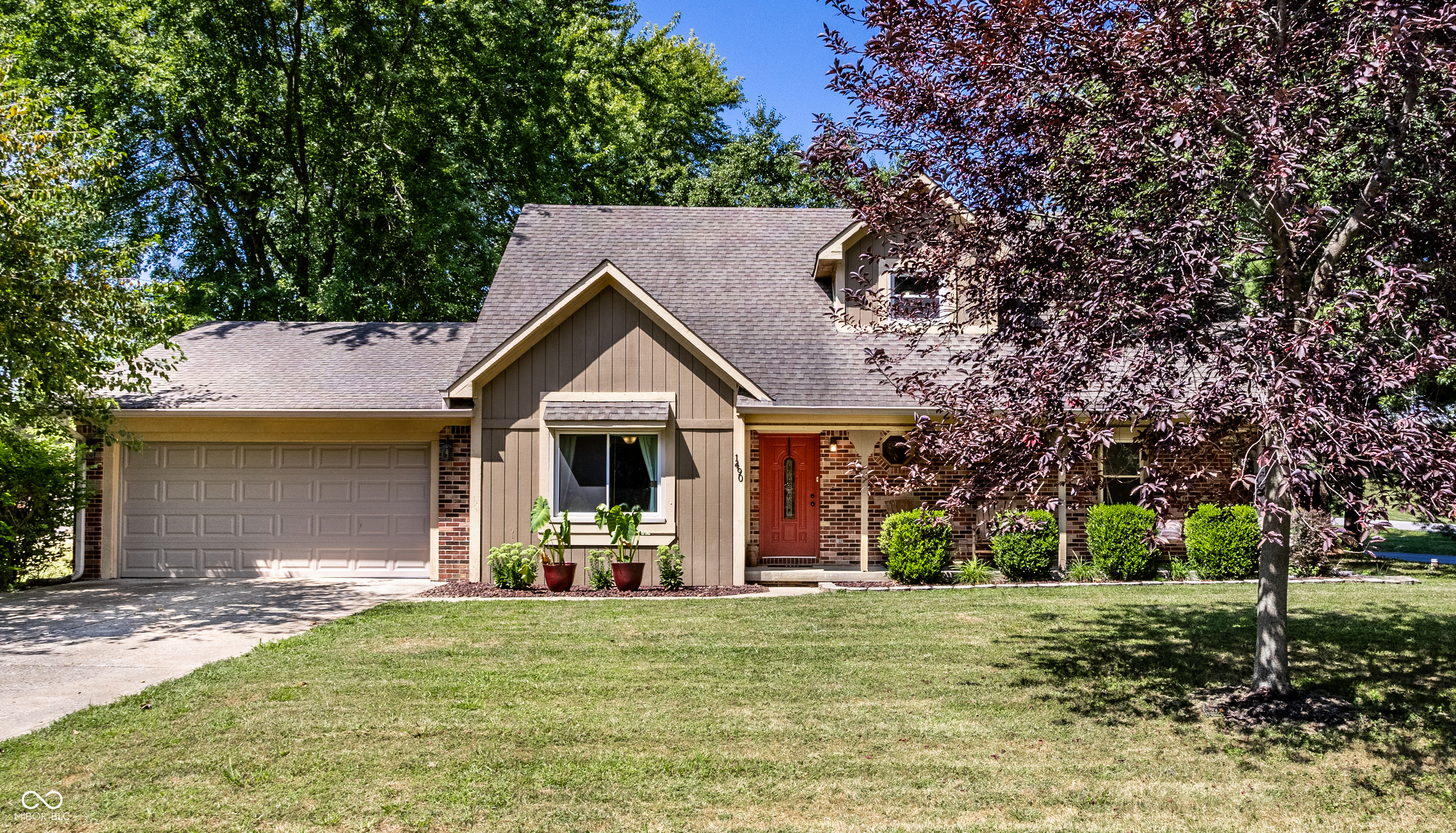 1490 Hillside Drive