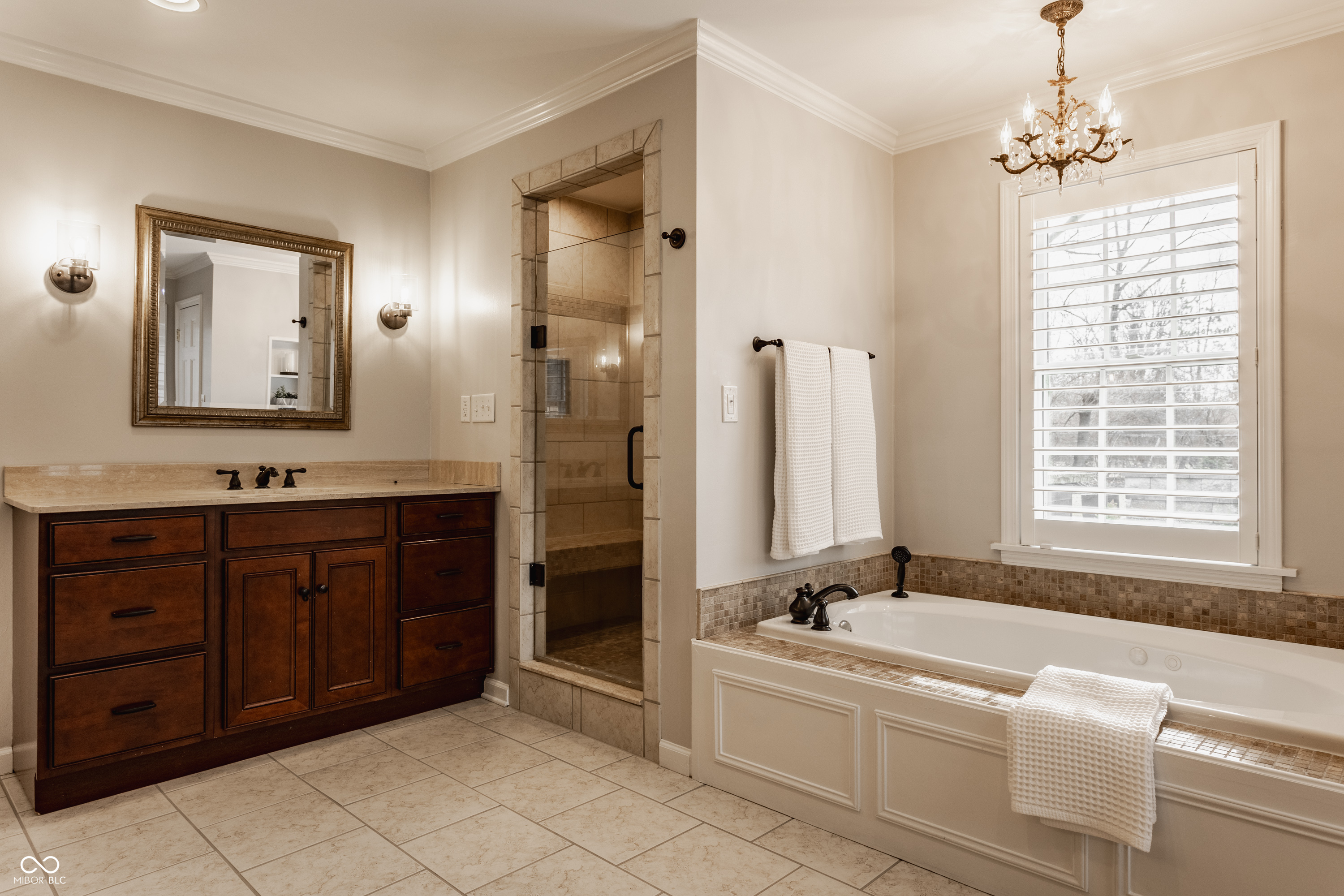 1303 Meadowbrook Drive