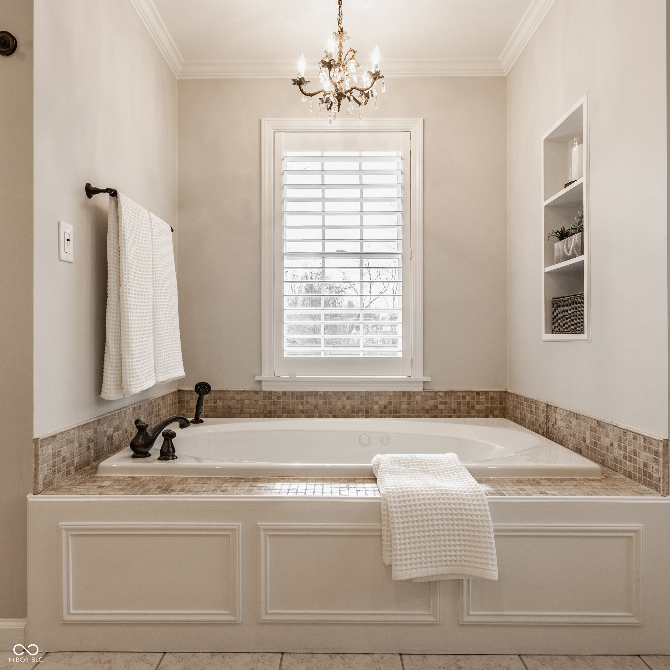 1303 Meadowbrook Drive