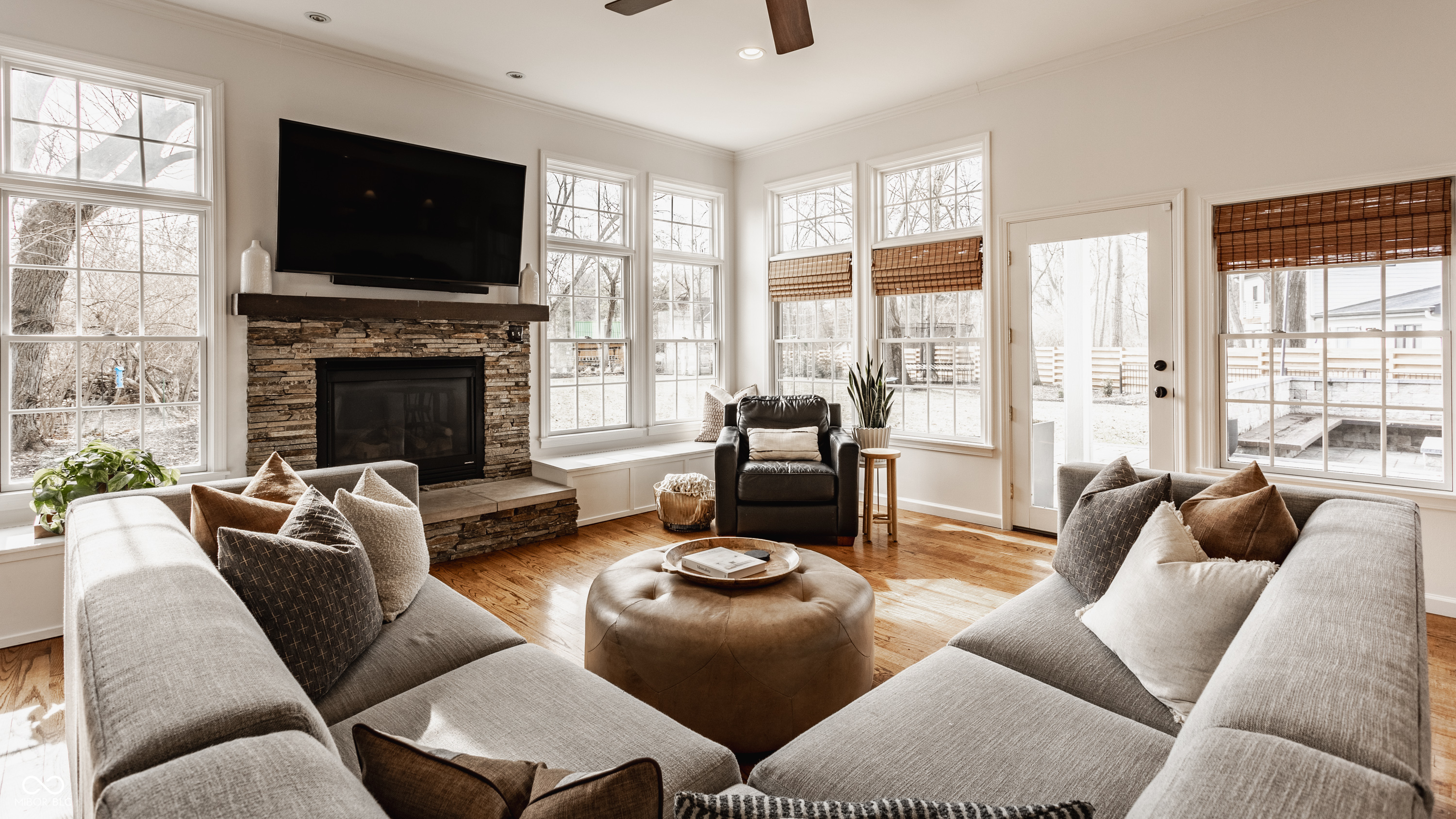 1303 Meadowbrook Drive