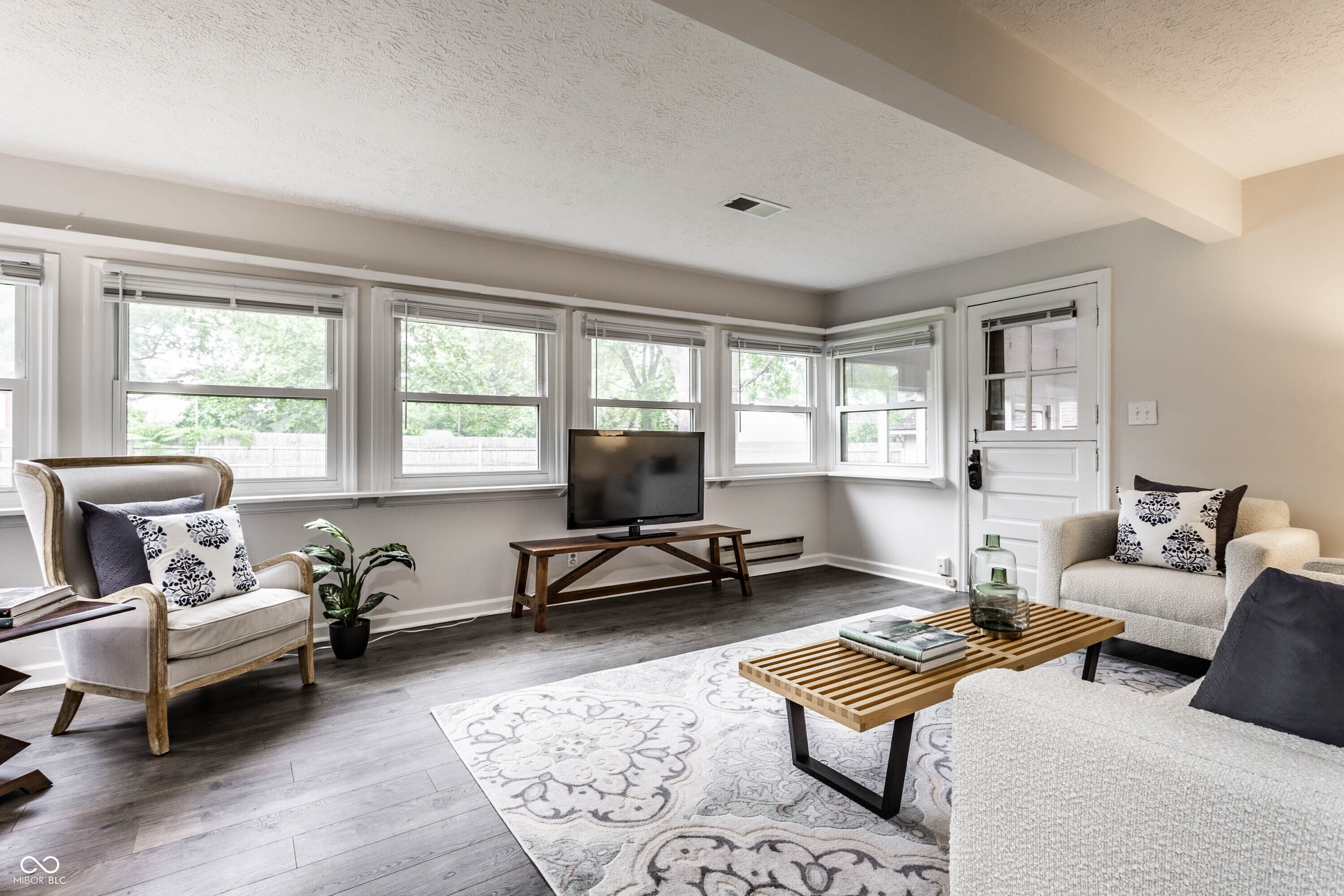 6137 Evanston Avenue