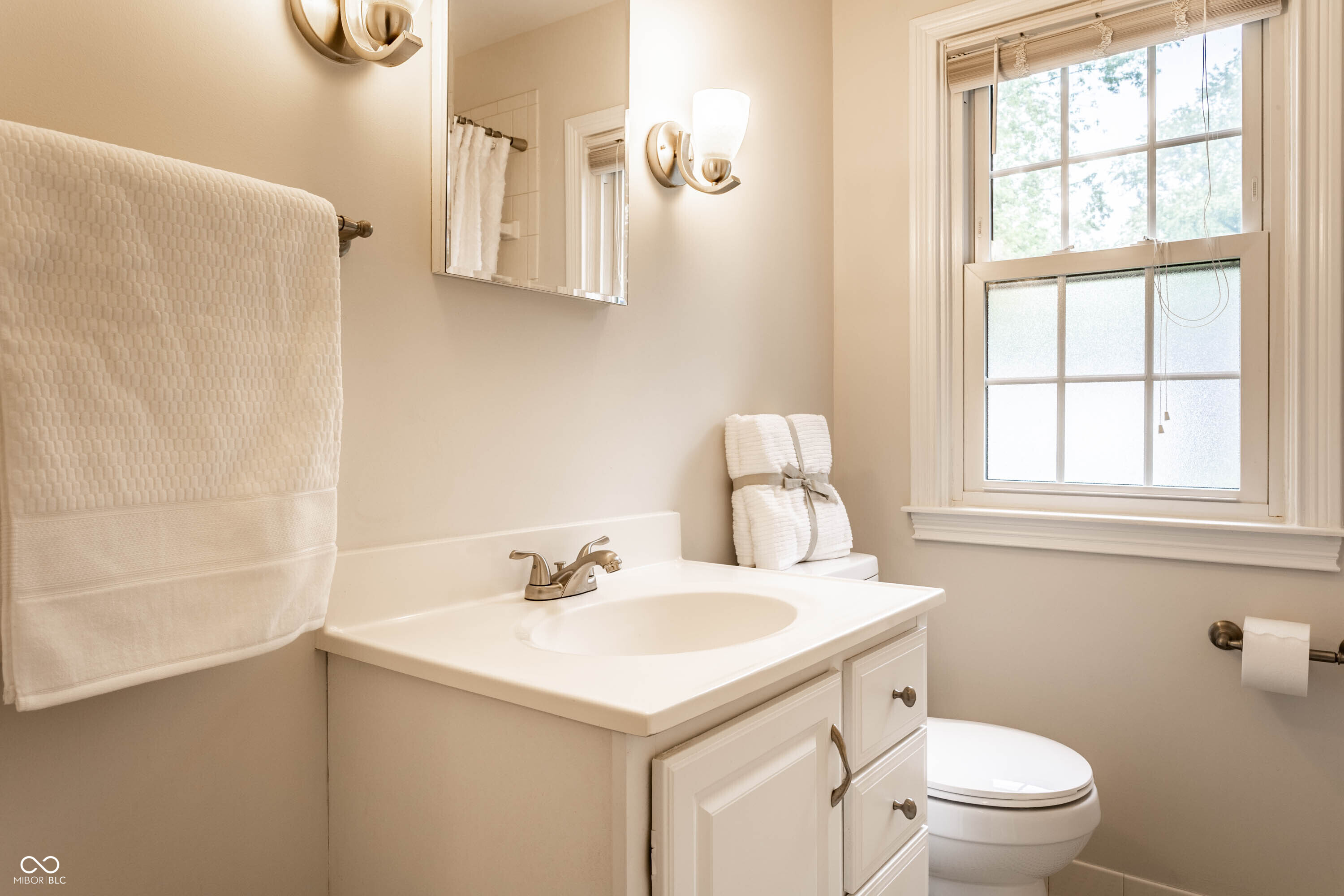 6137 Evanston Avenue