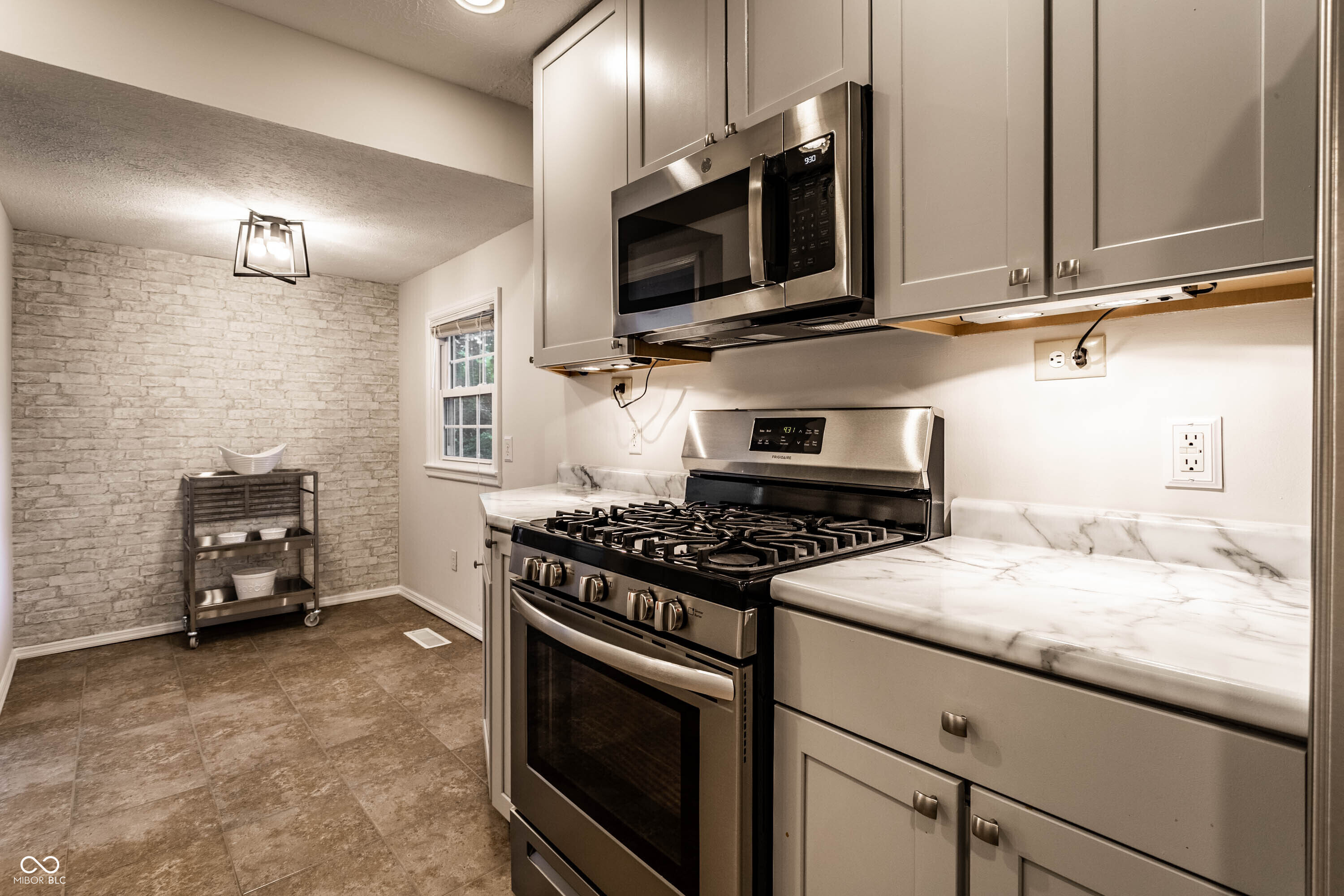 6137 Evanston Avenue