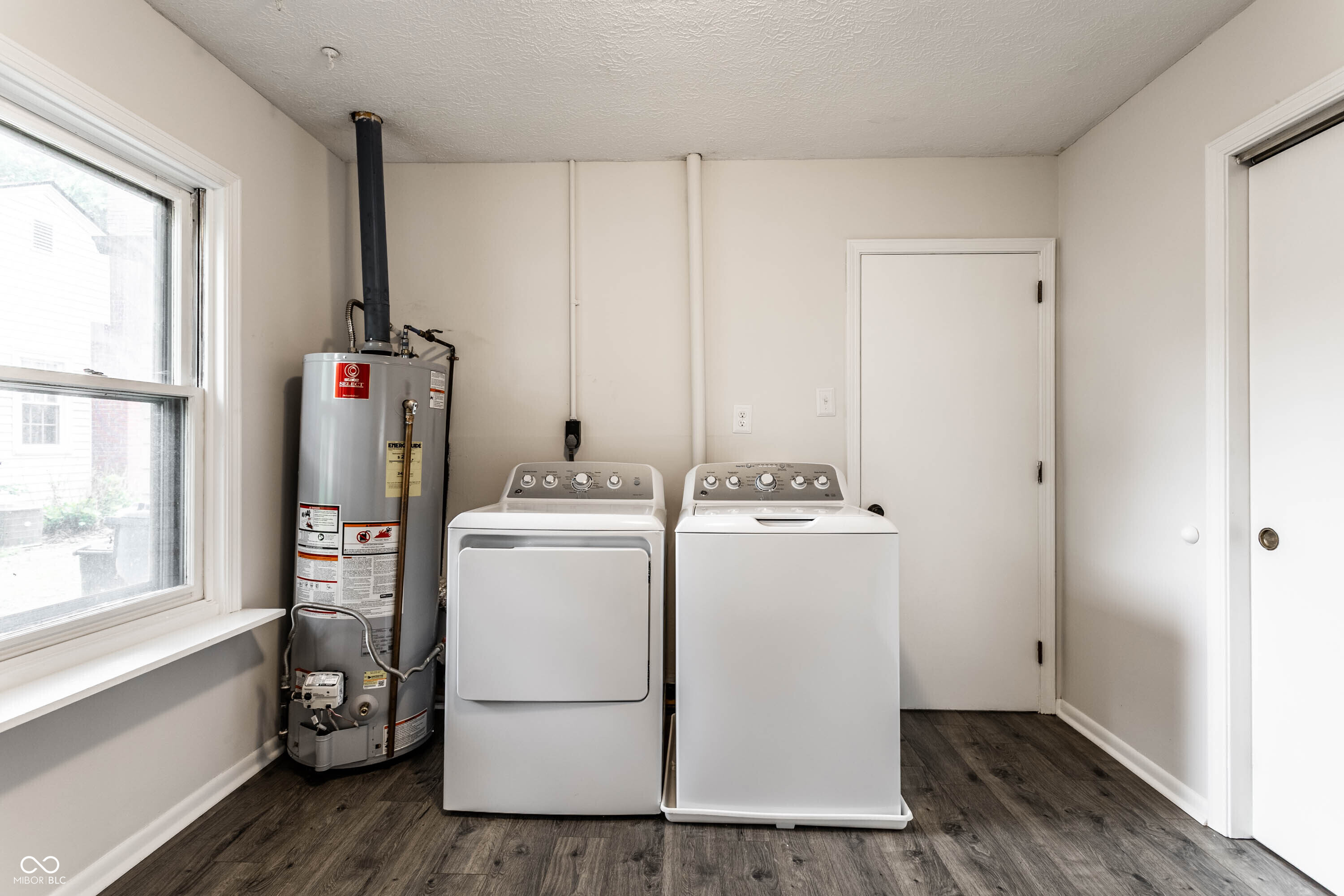 6137 Evanston Avenue