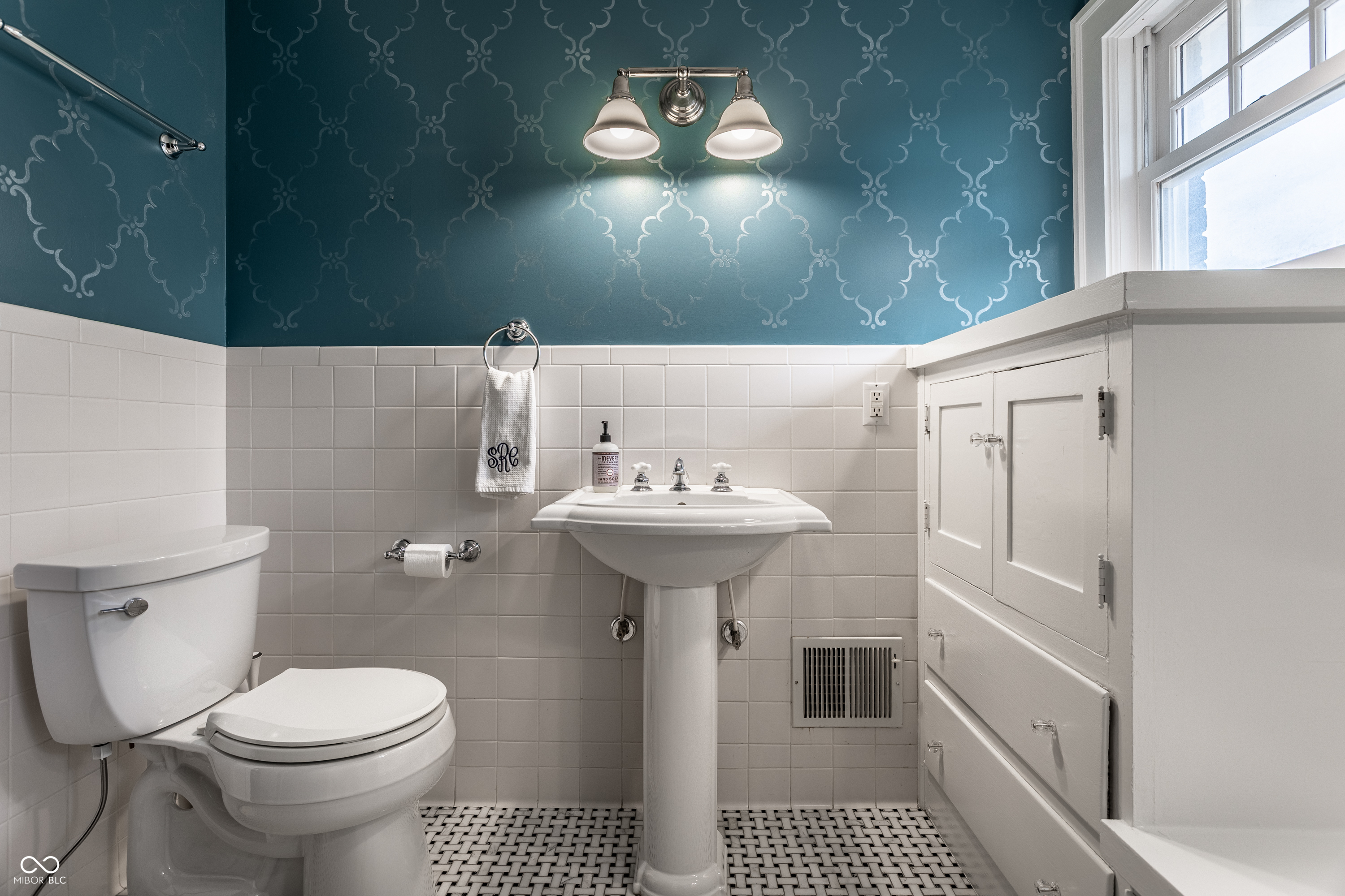 5430 N Washington Boulevard