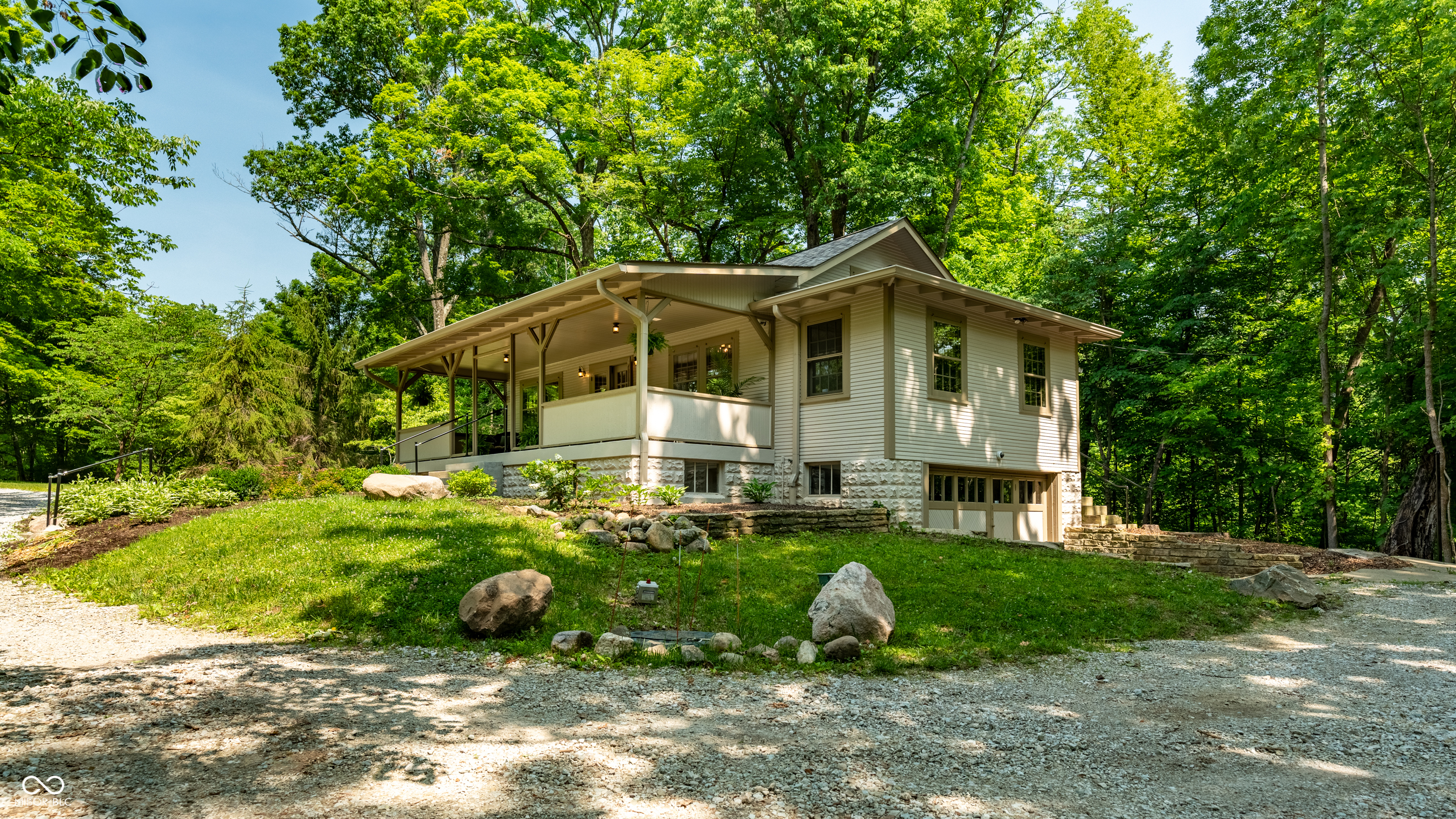 8717 Moore Road