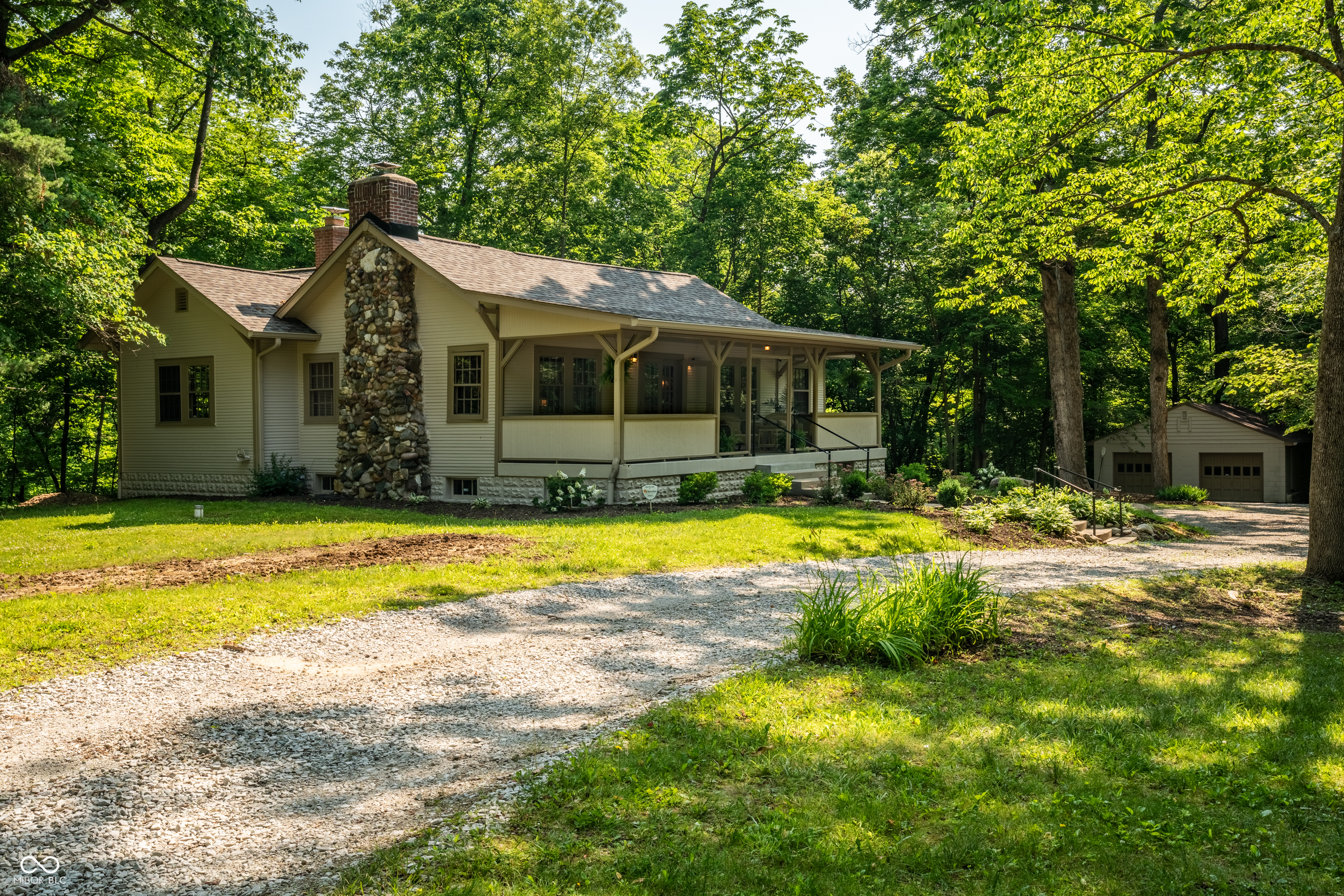 8717 Moore Road