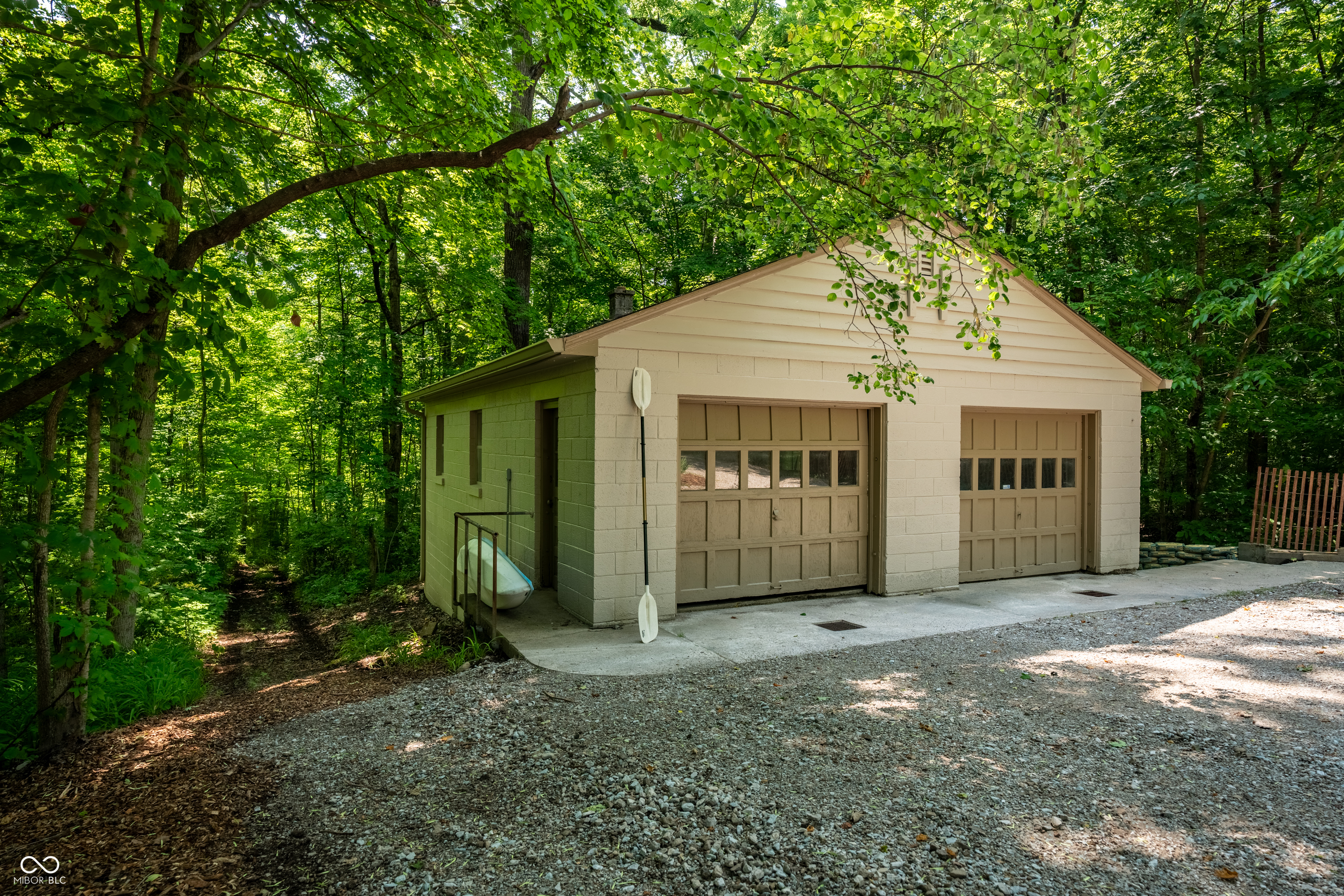 8717 Moore Road