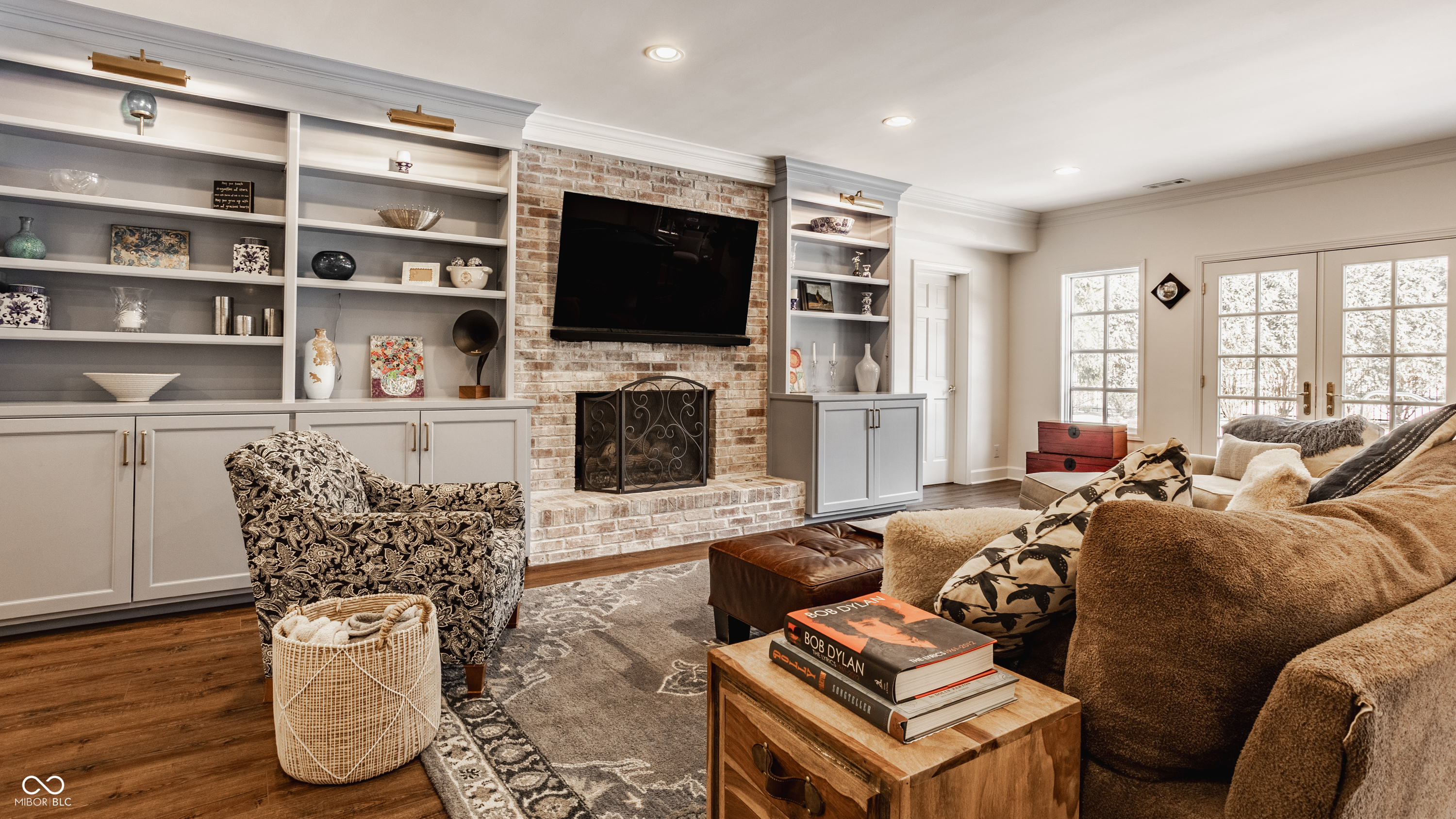 7341 N Washington Boulevard