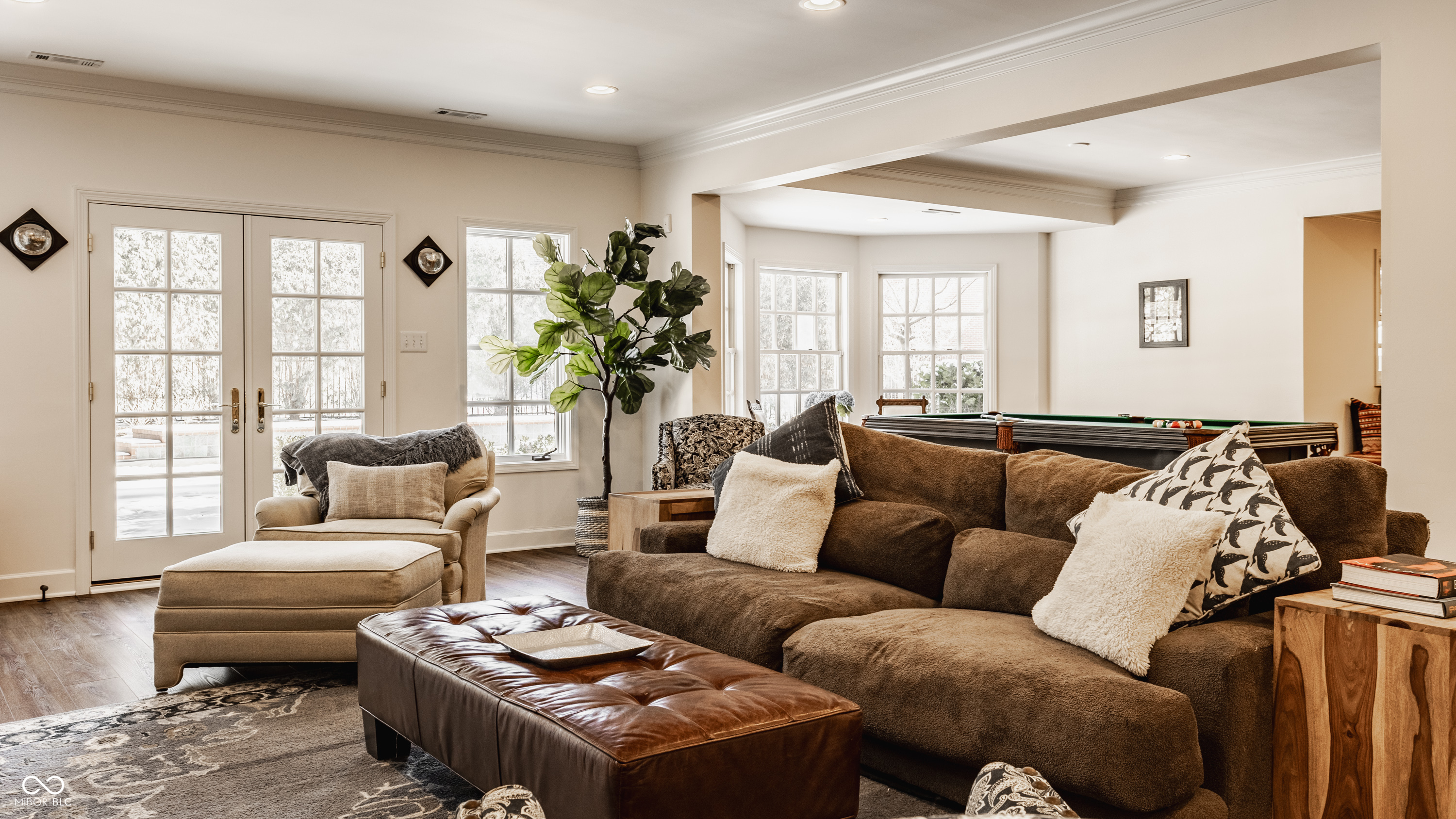 7341 N Washington Boulevard