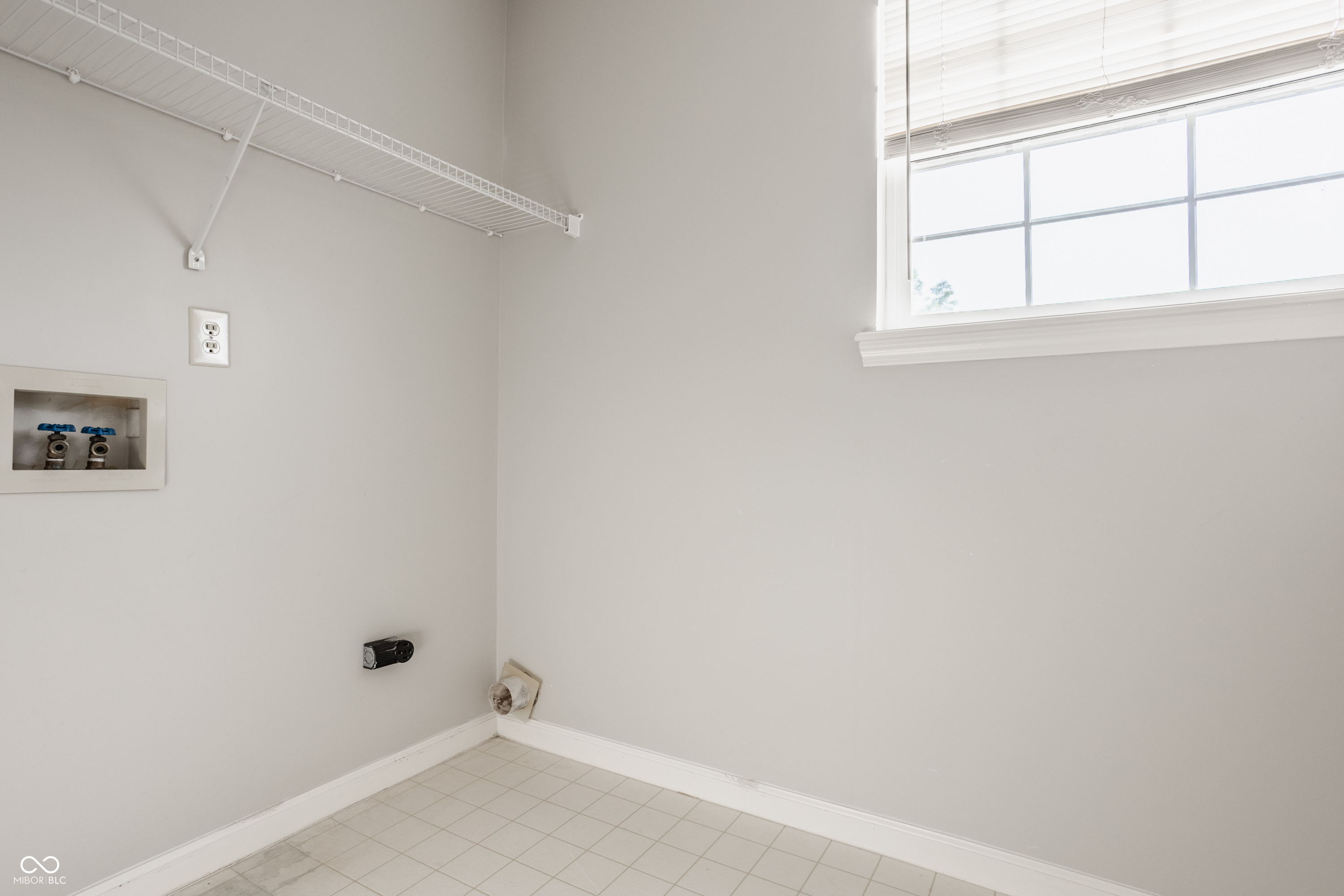 3923 N Bressingham Drive