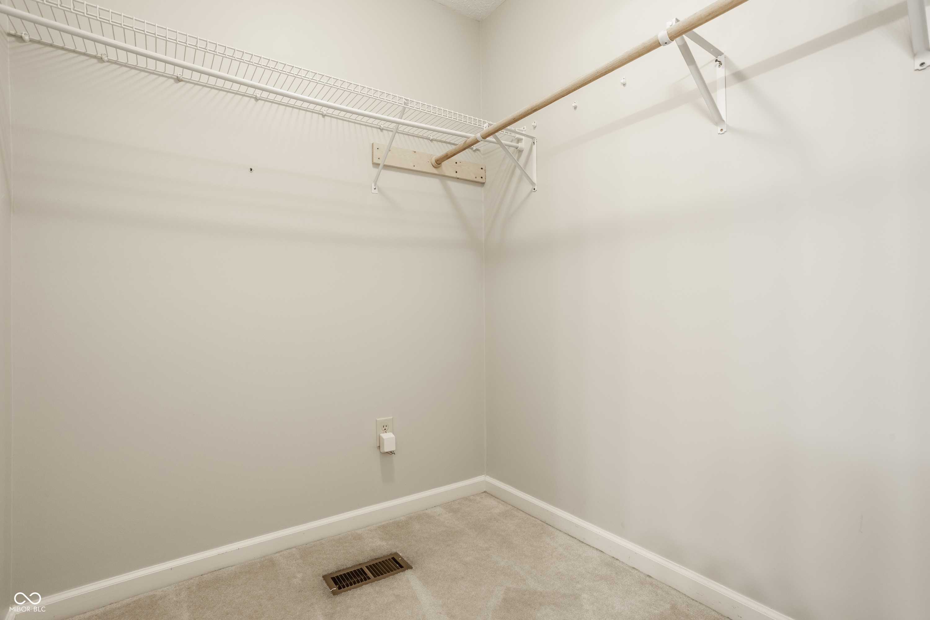 3923 N Bressingham Drive