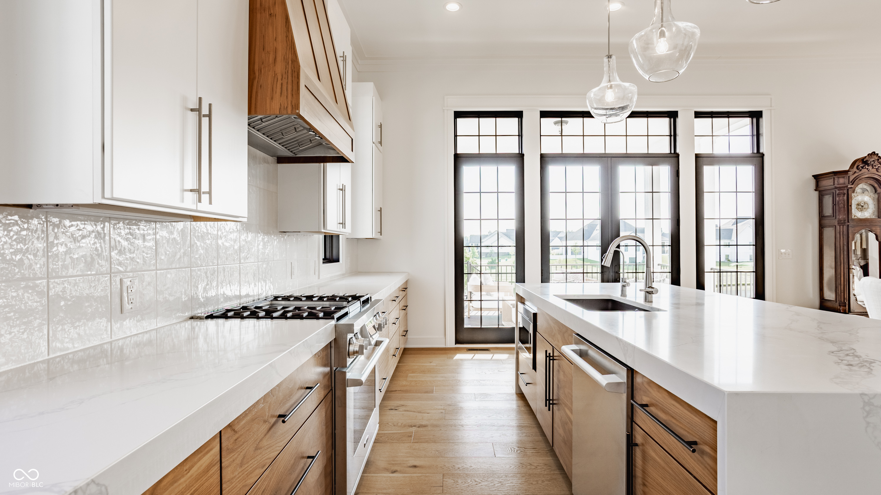 15989 Sonnet Park Lane