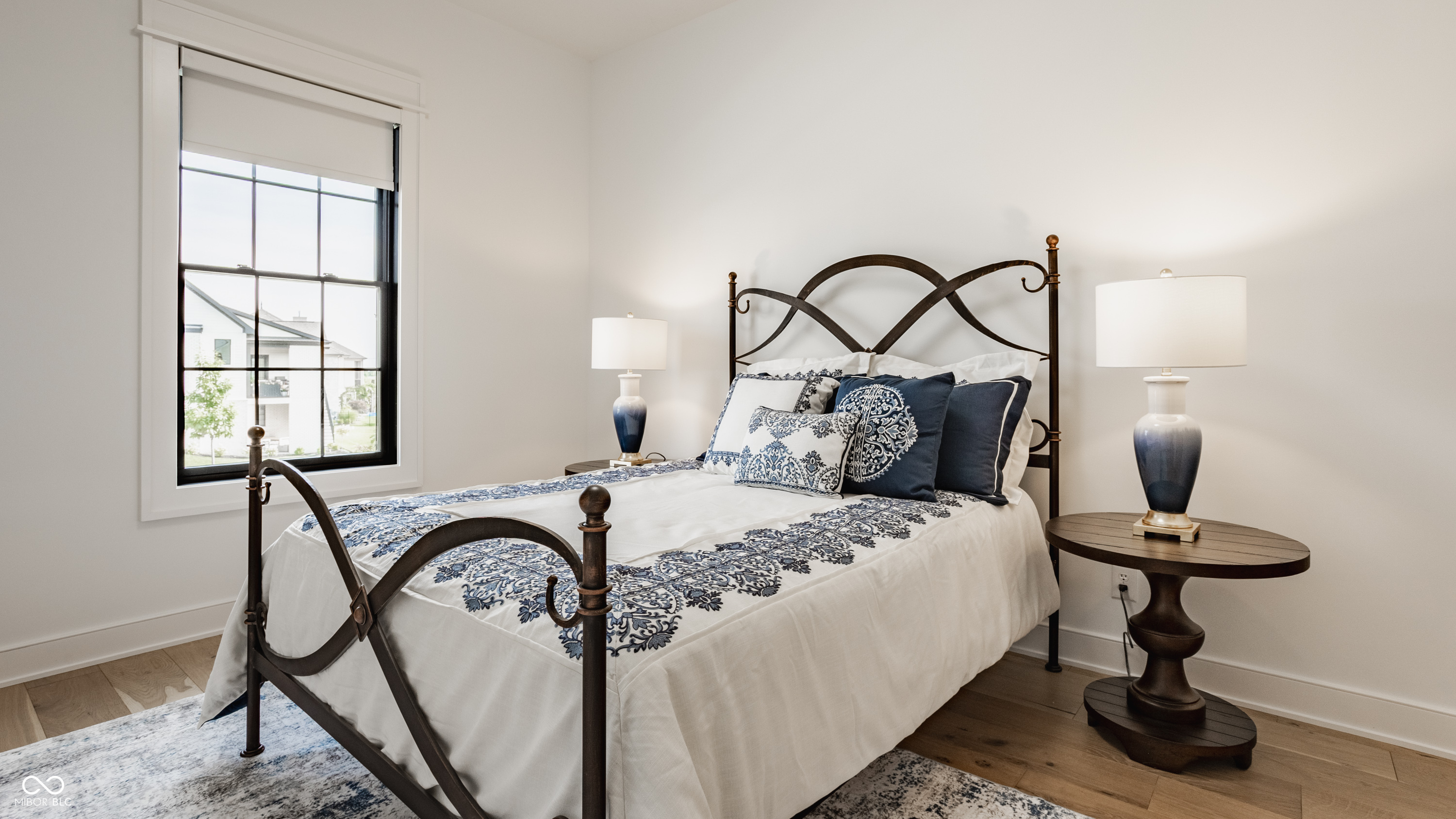 15989 Sonnet Park Lane