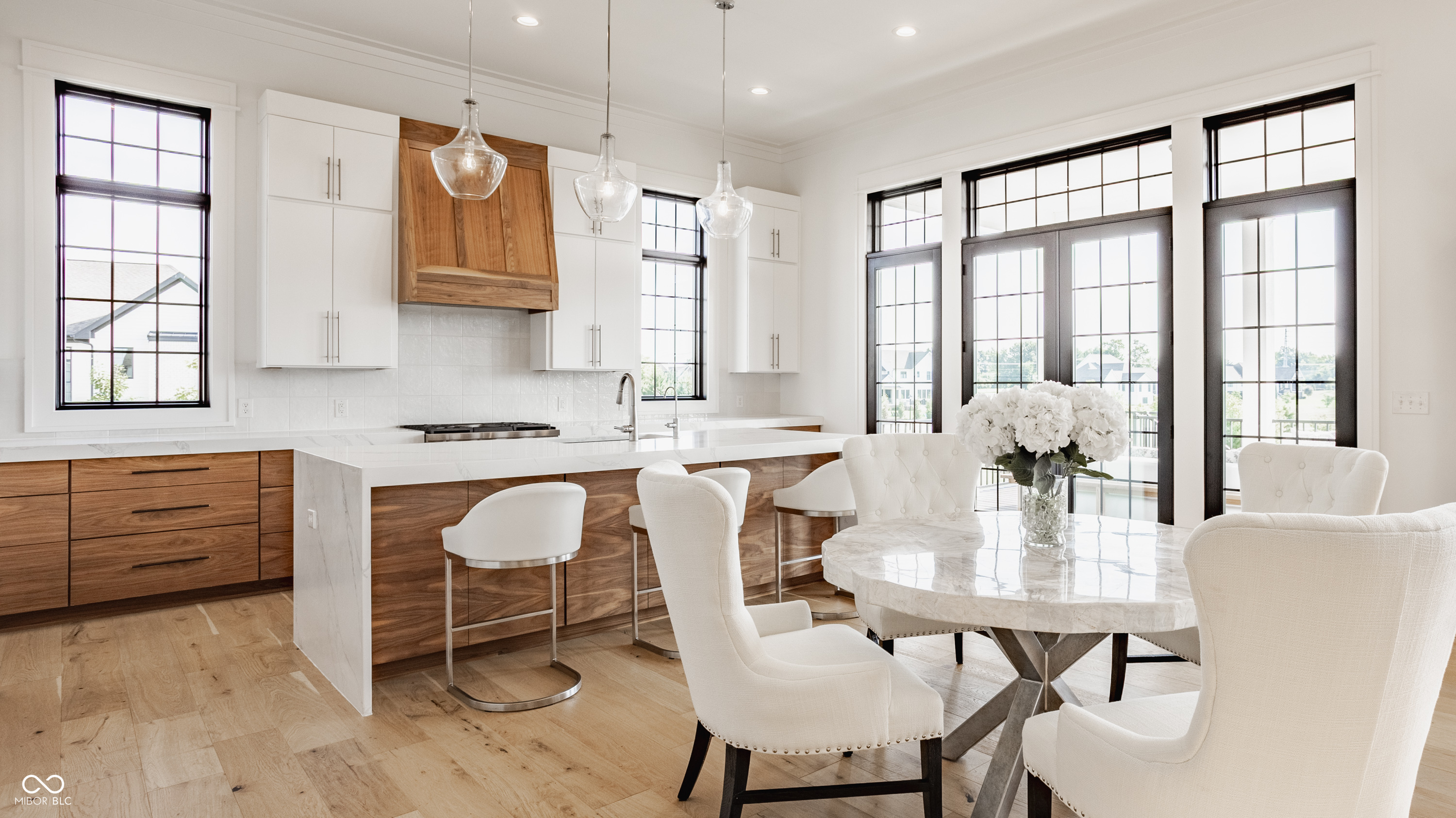 15989 Sonnet Park Lane