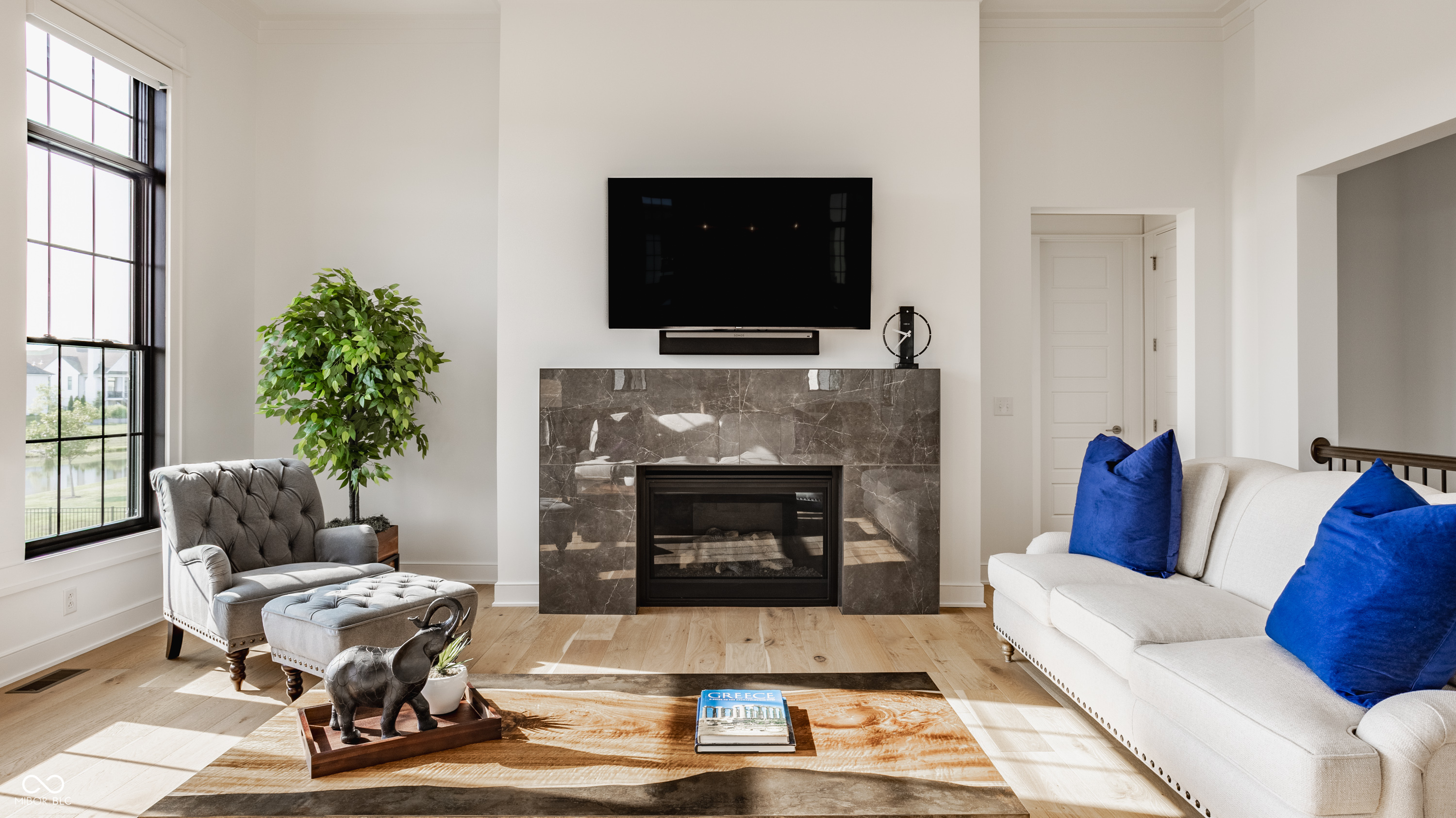 15989 Sonnet Park Lane