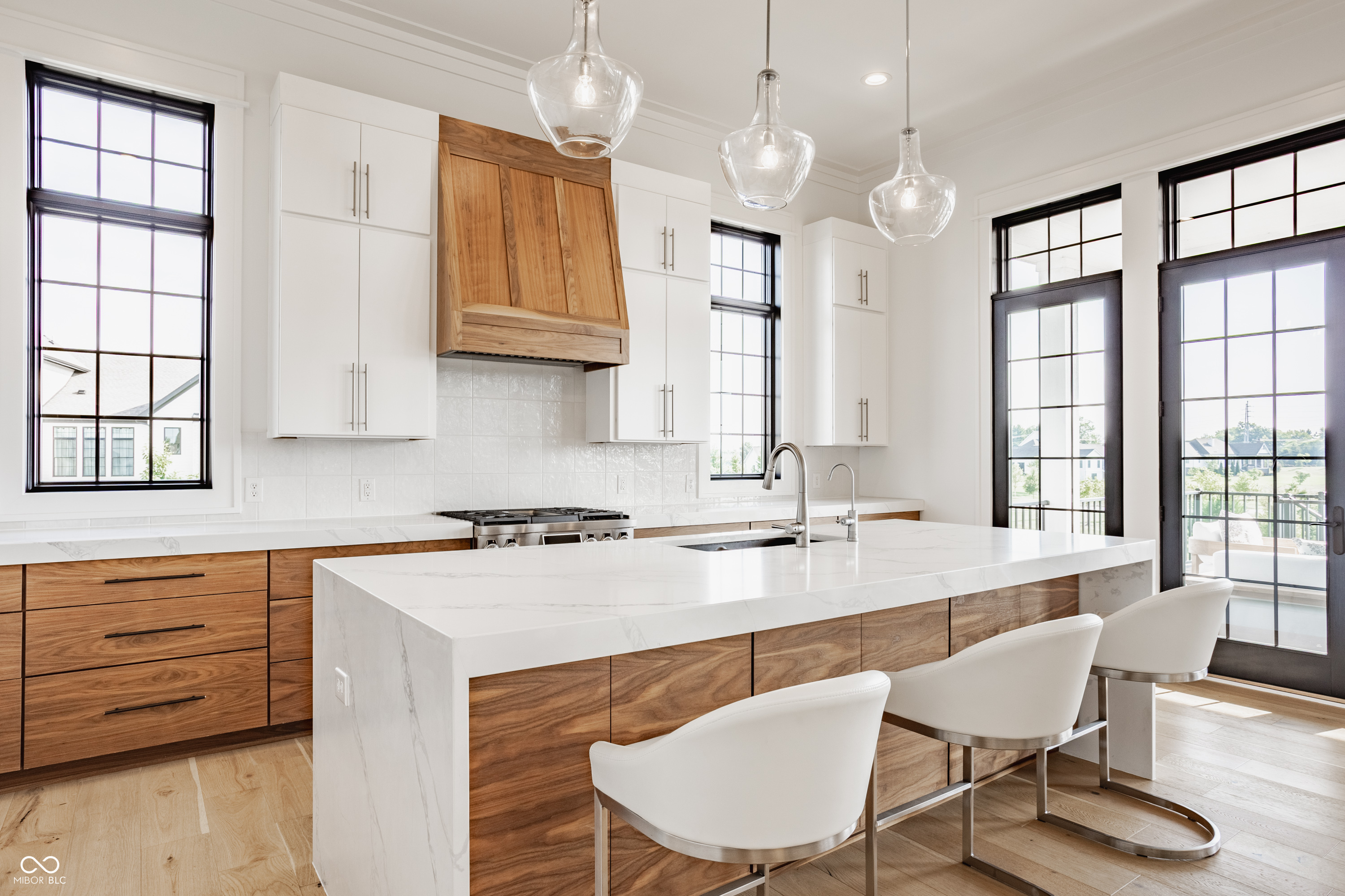 15989 Sonnet Park Lane