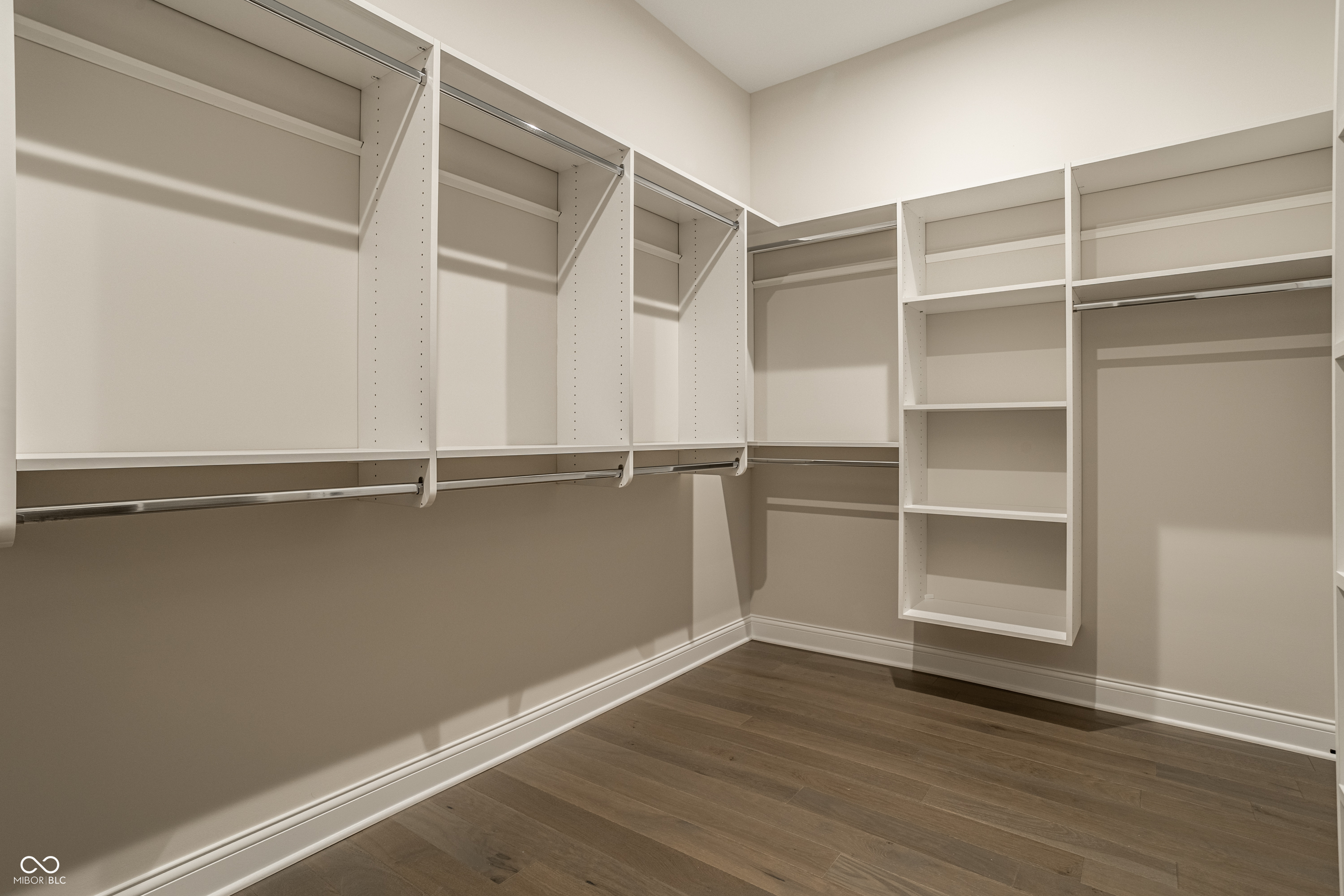 7629 Washington Boulevard