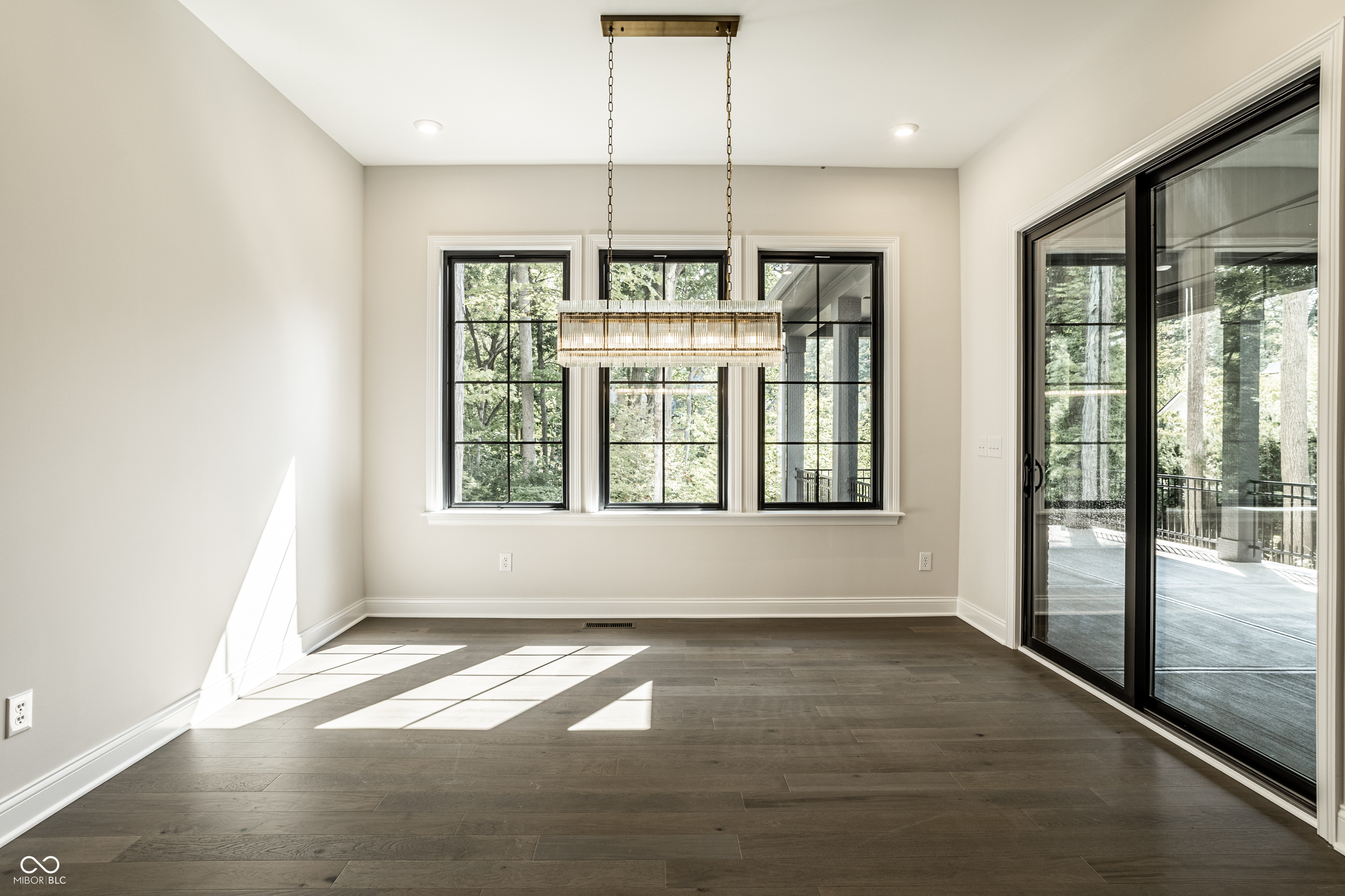 7629 Washington Boulevard