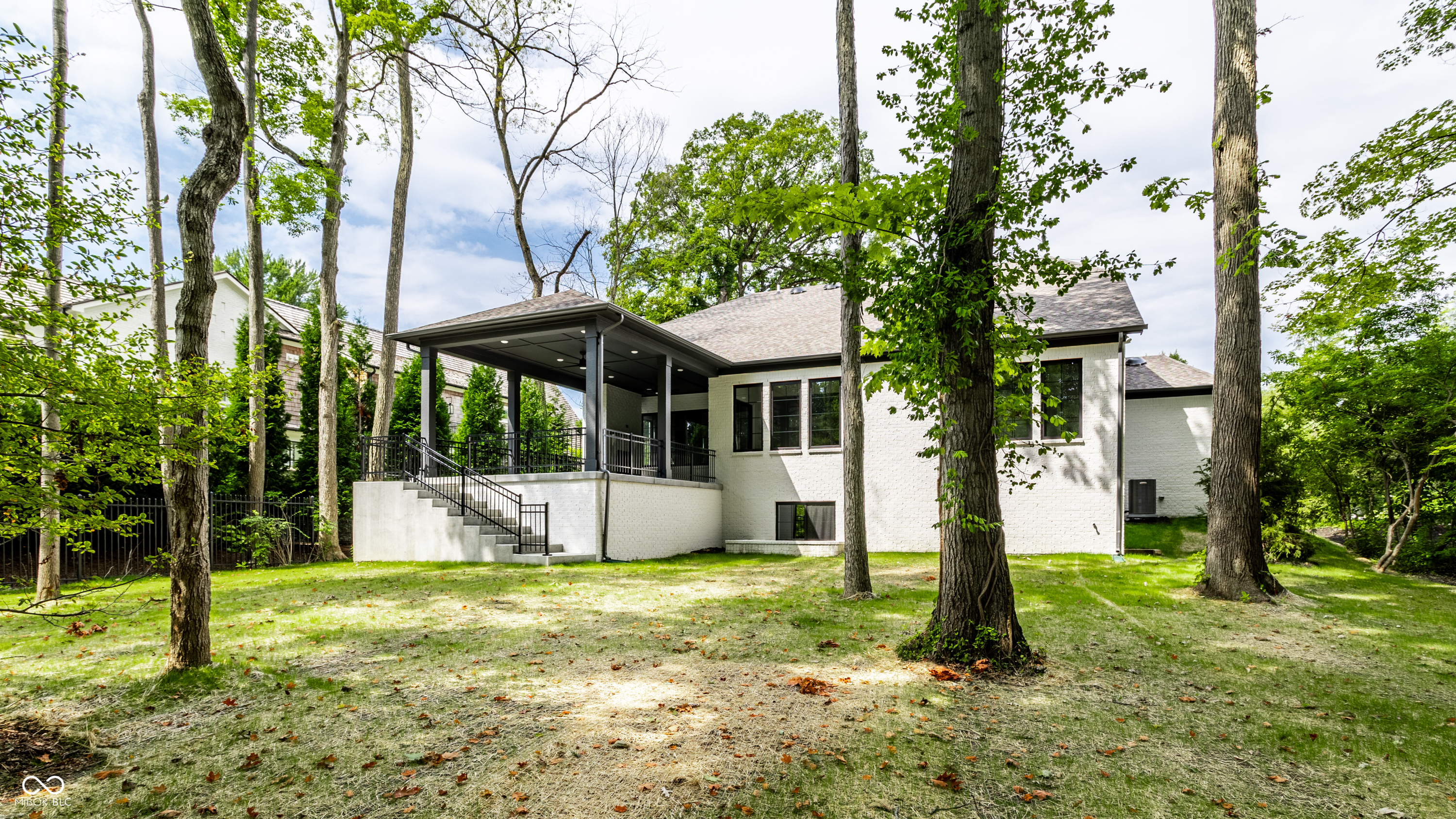 7629 Washington Boulevard