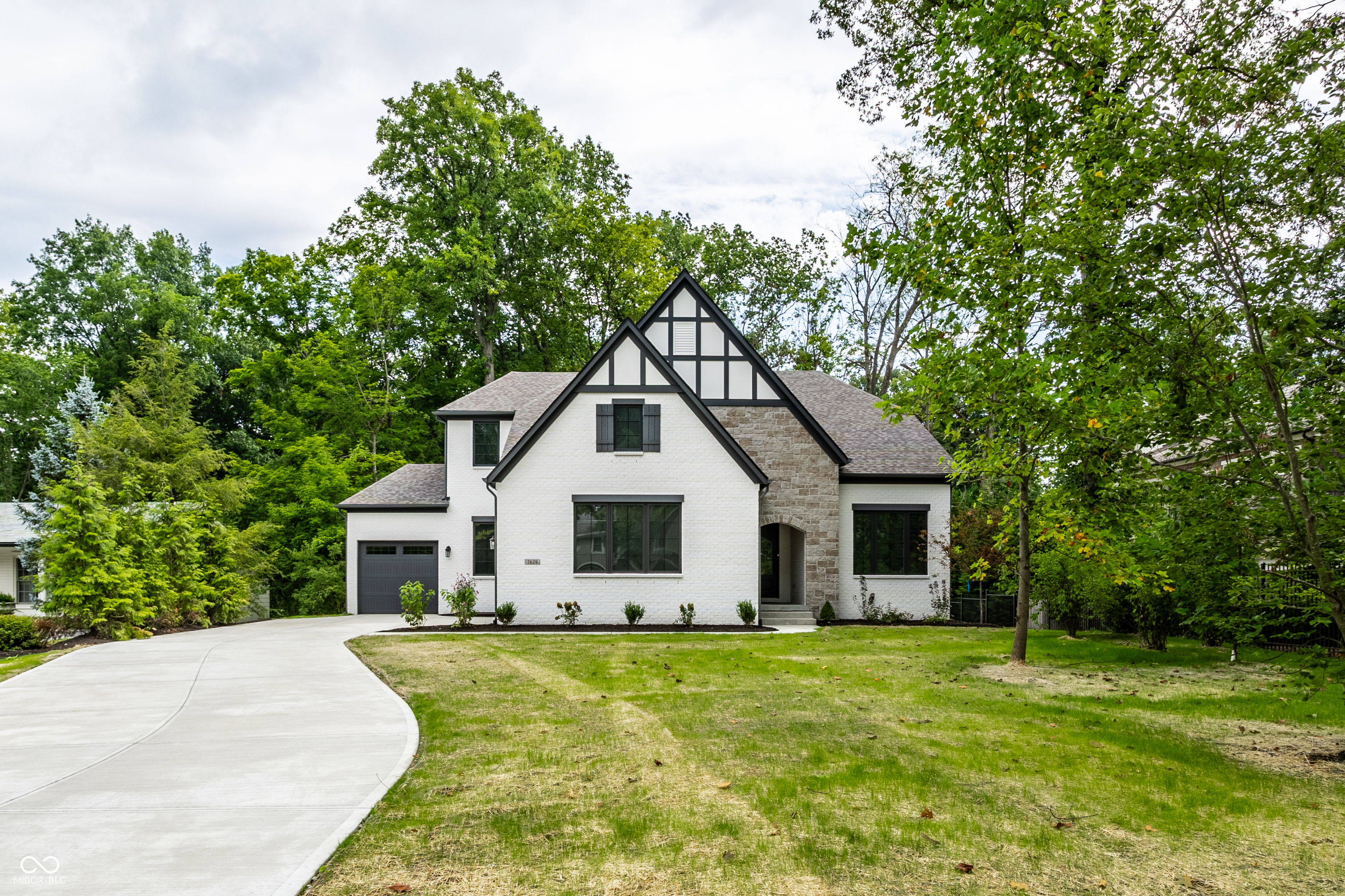 7629 Washington Boulevard