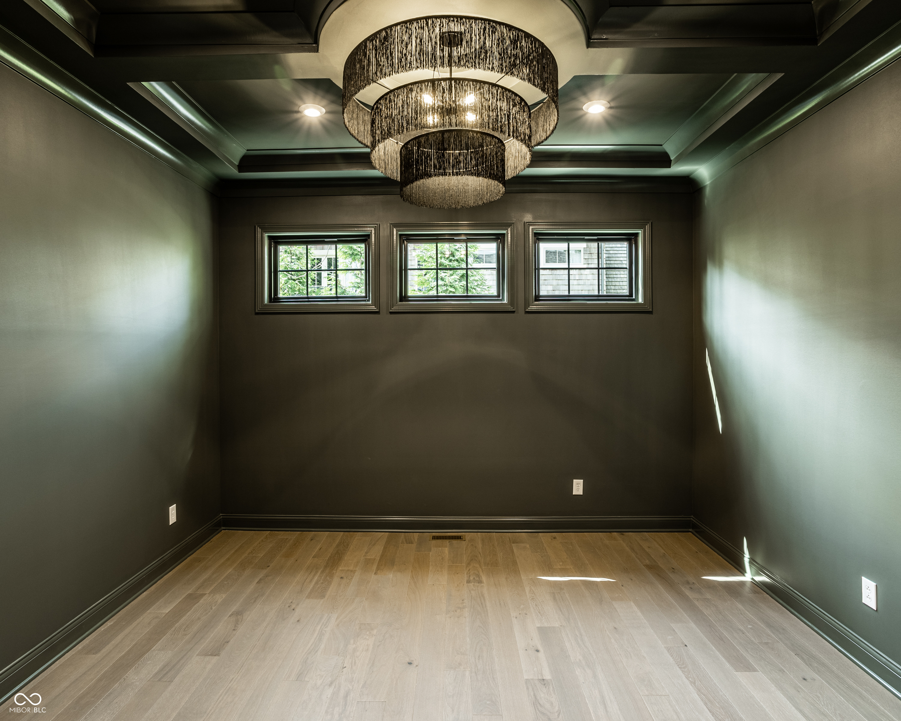 7629 Washington Boulevard