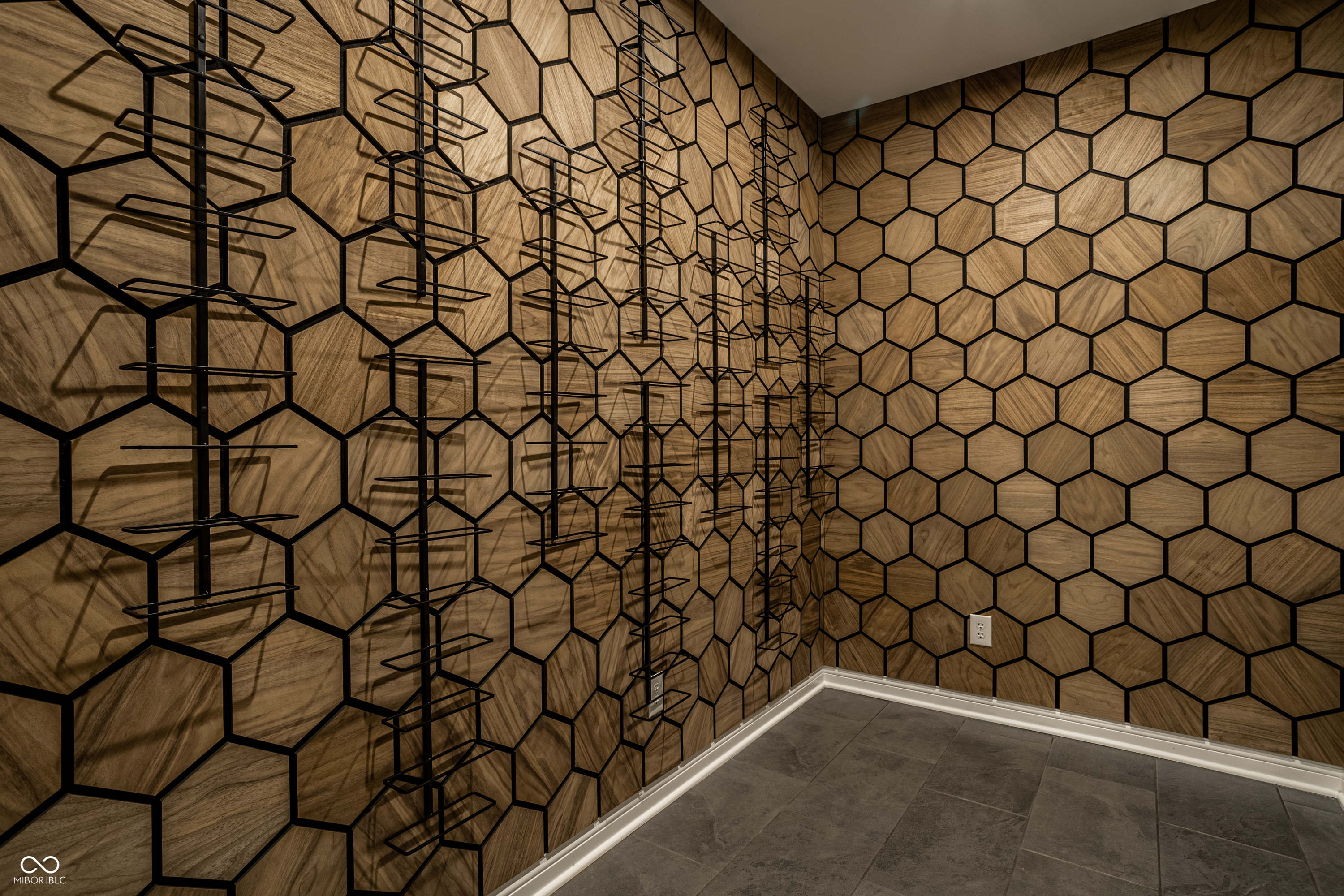 7629 Washington Boulevard