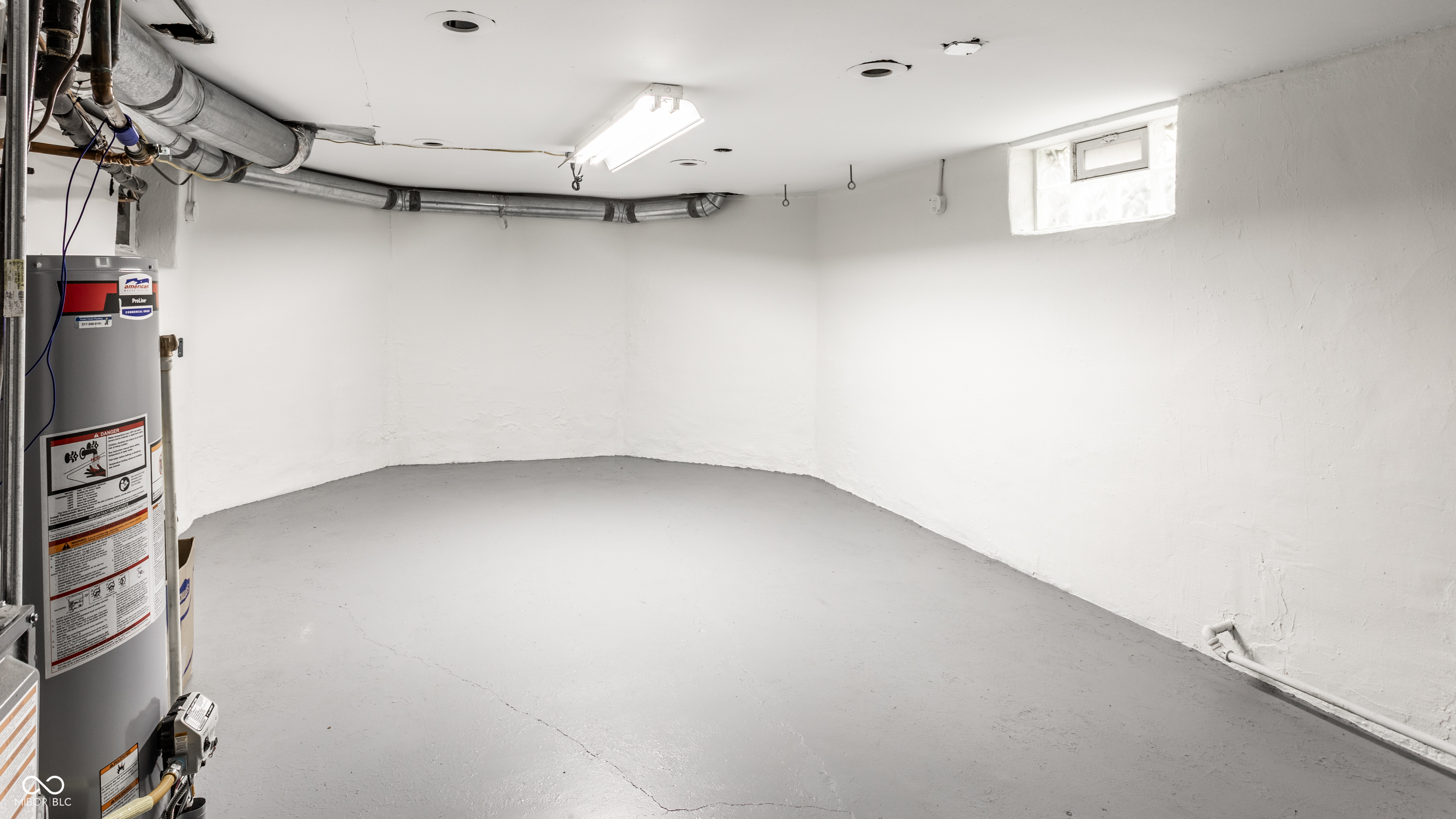 5758 Wildwood Avenue