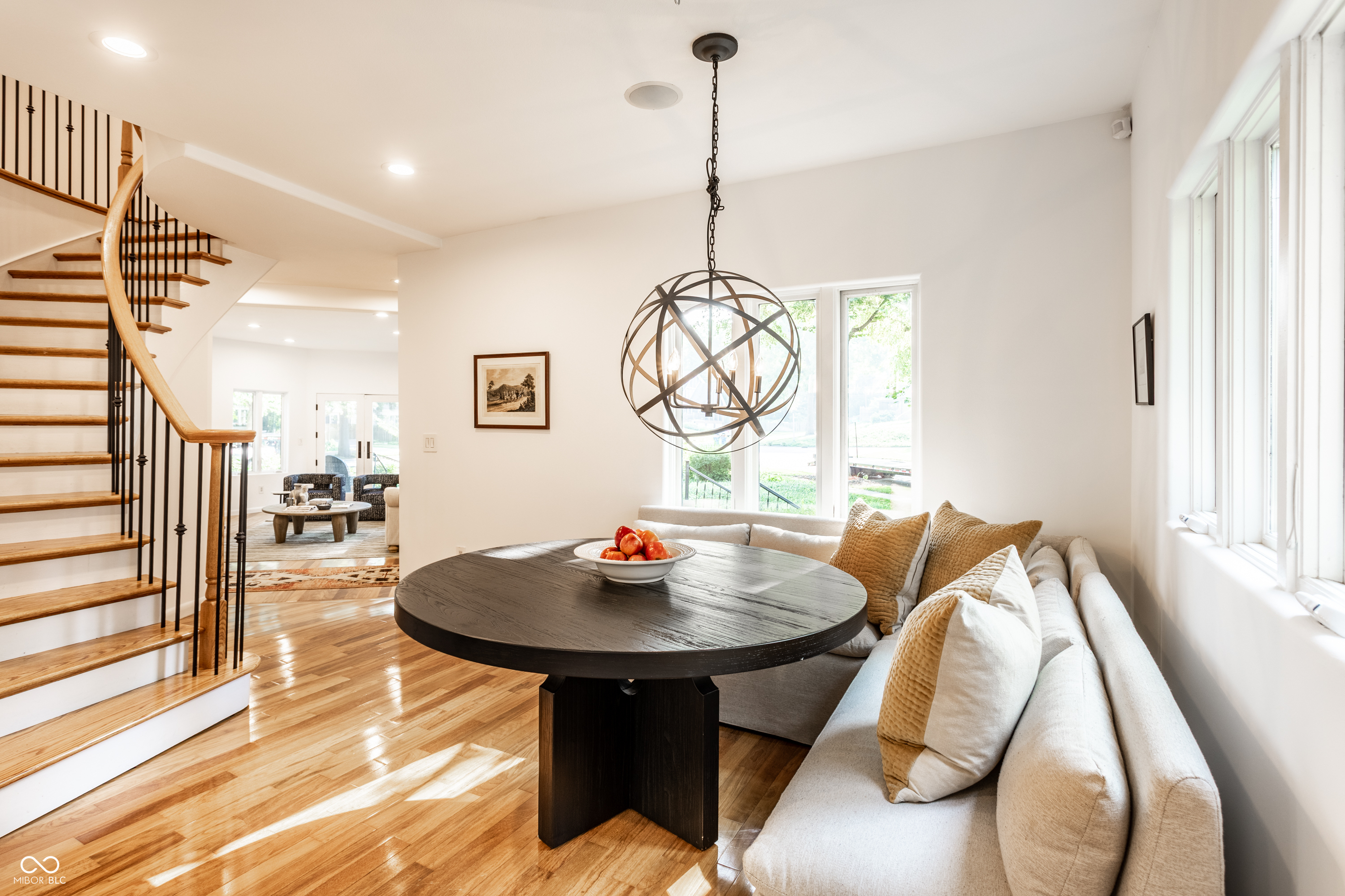 5758 Wildwood Avenue