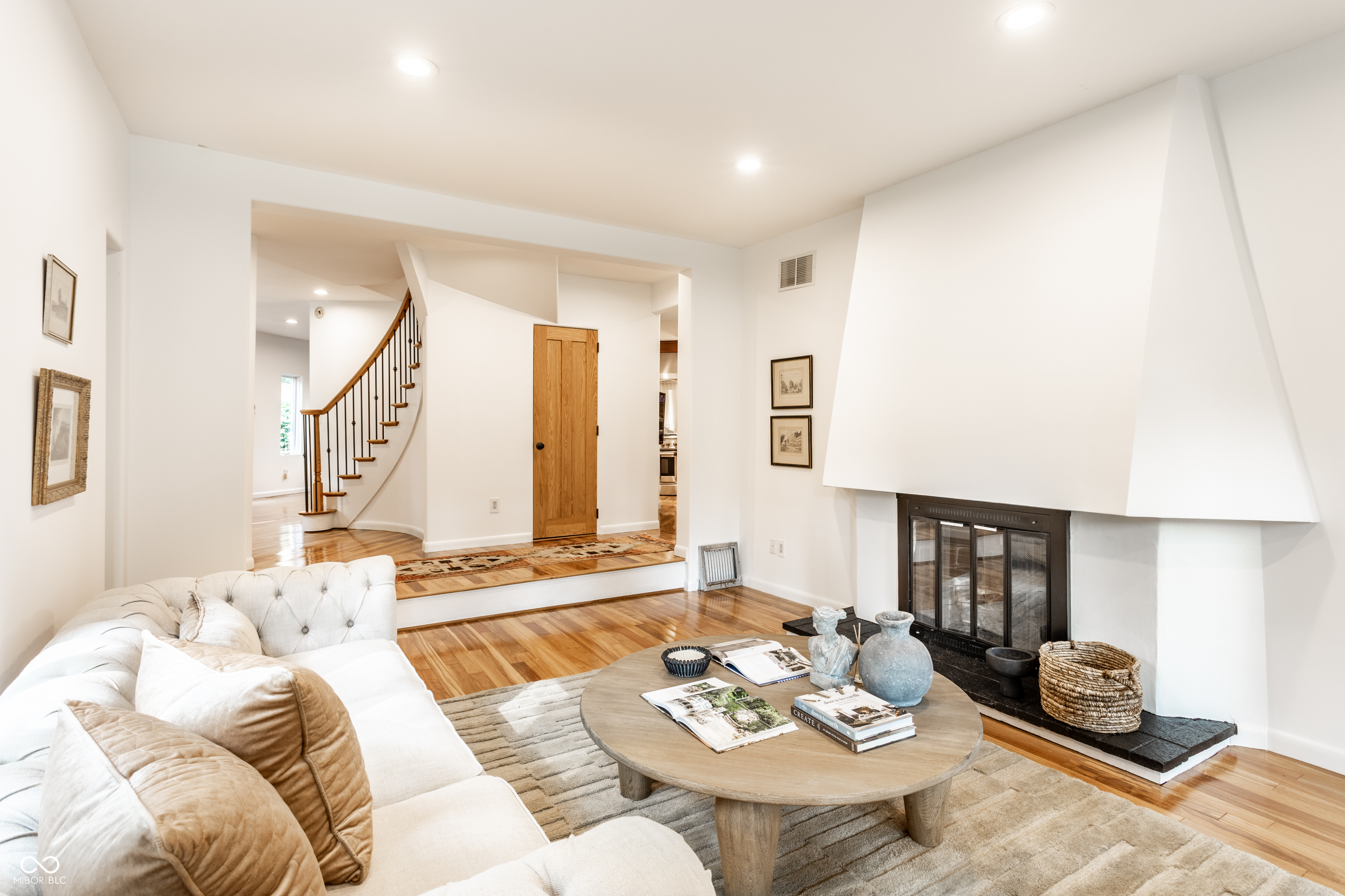 5758 Wildwood Avenue