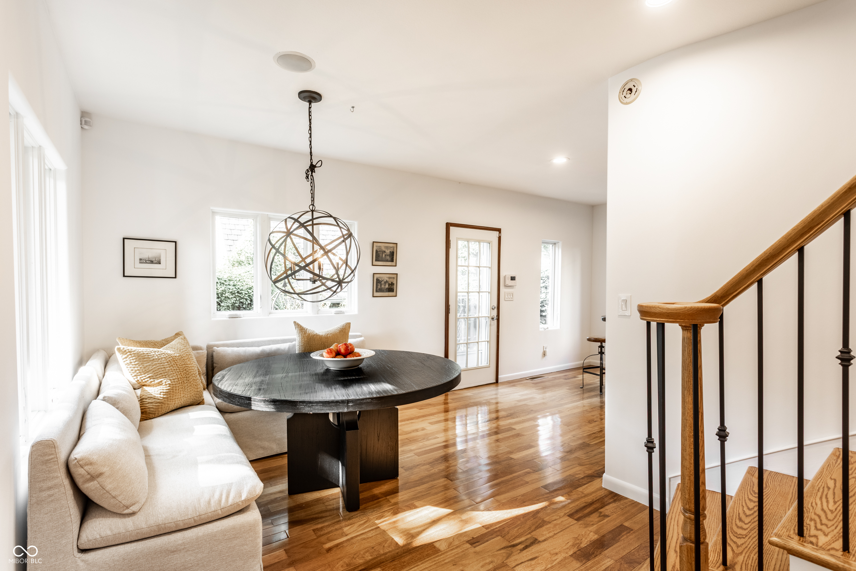 5758 Wildwood Avenue