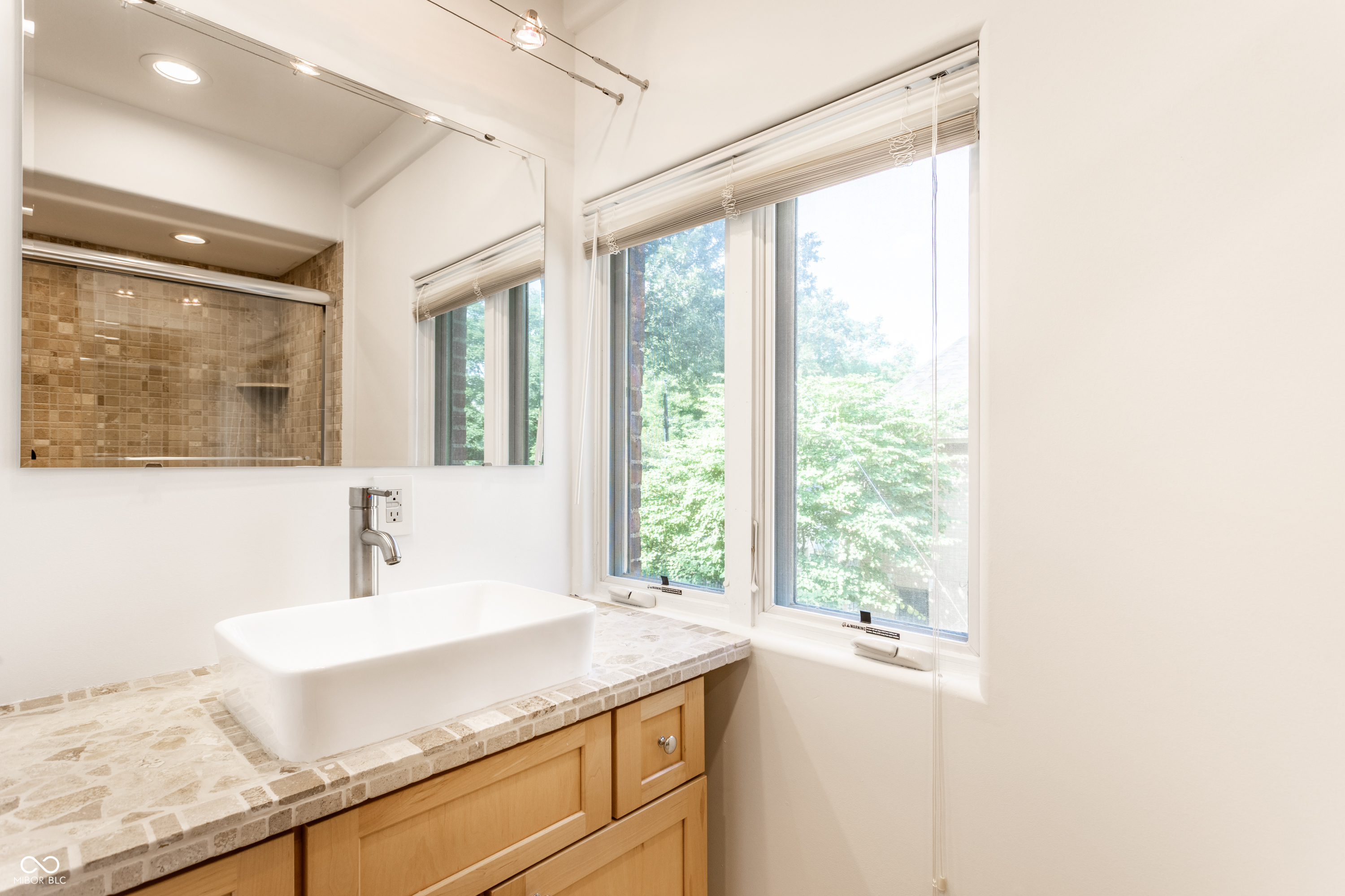 5758 Wildwood Avenue