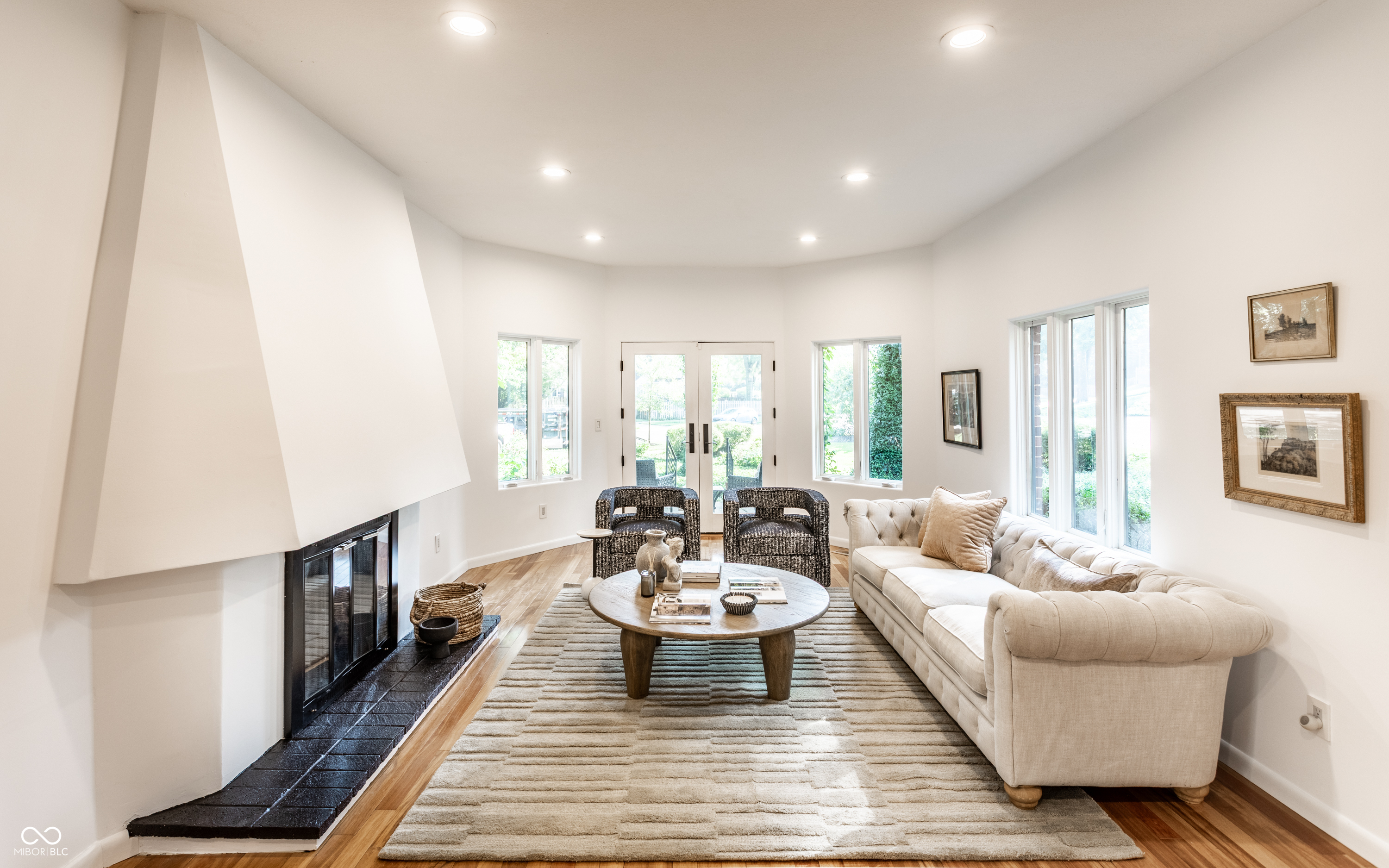 5758 Wildwood Avenue