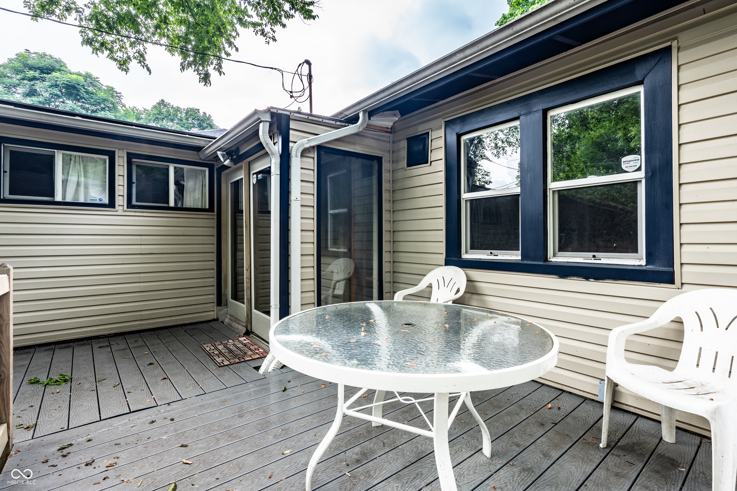 4658 Hinesley Avenue