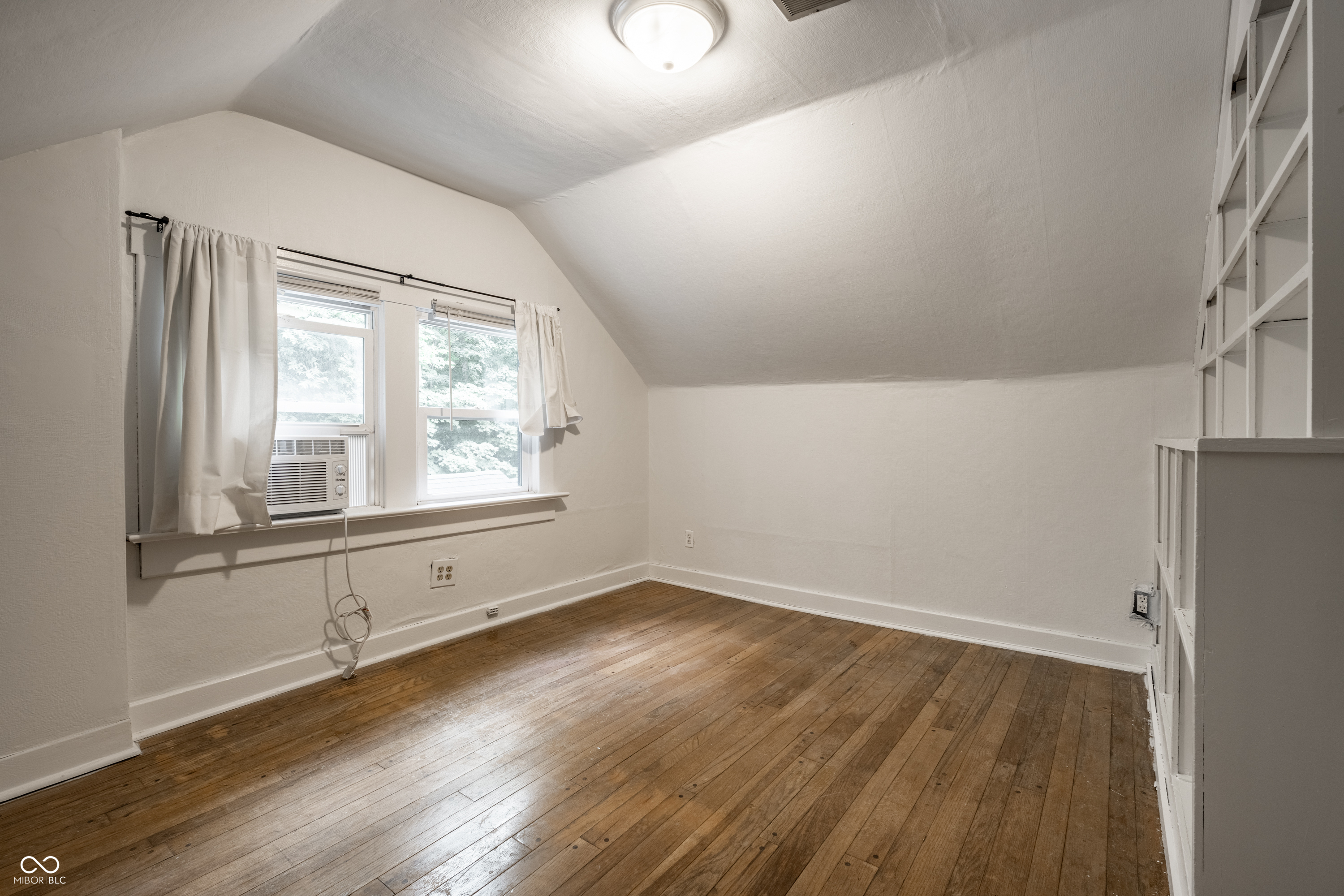 4658 Hinesley Avenue