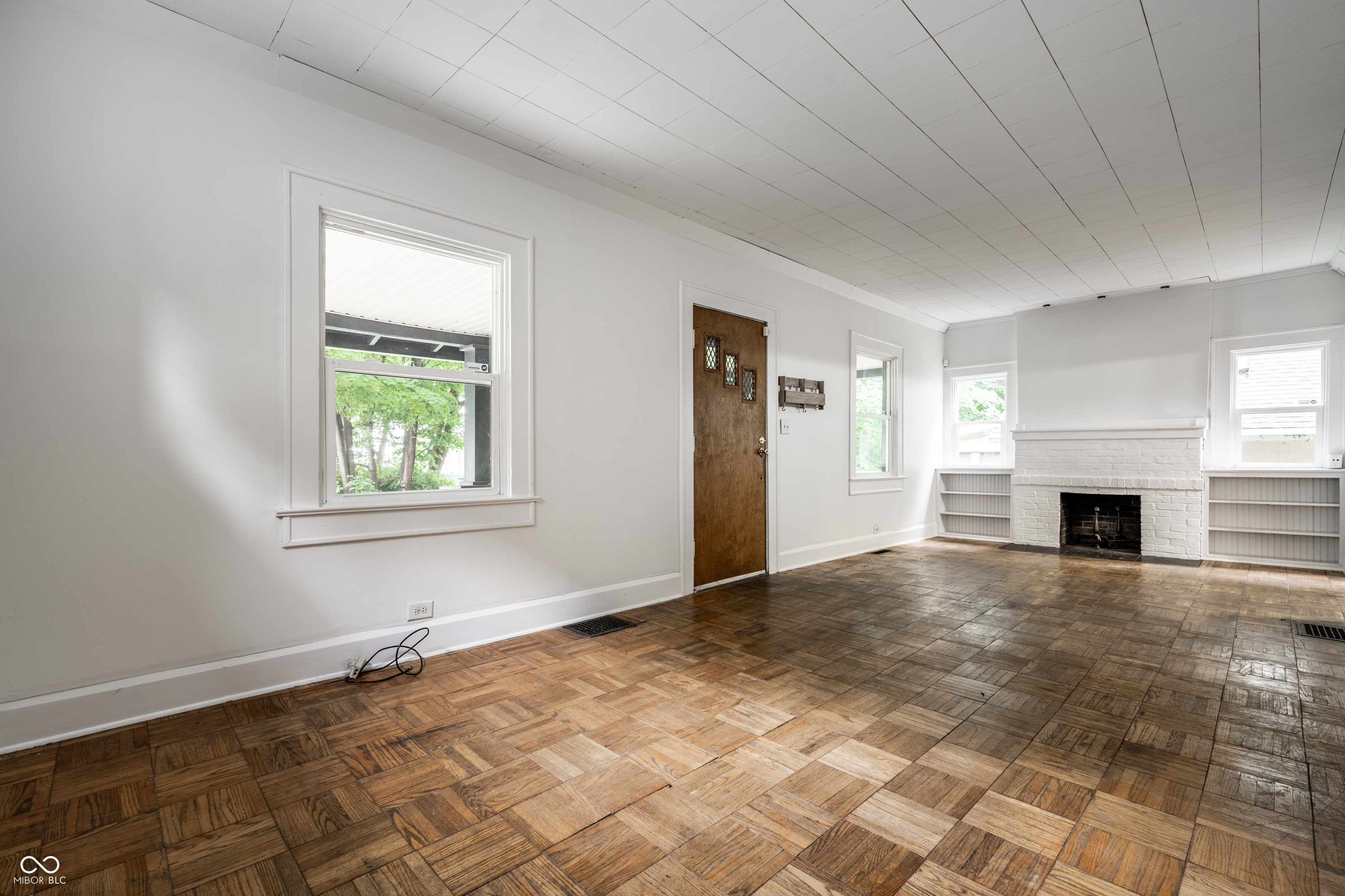 4658 Hinesley Avenue