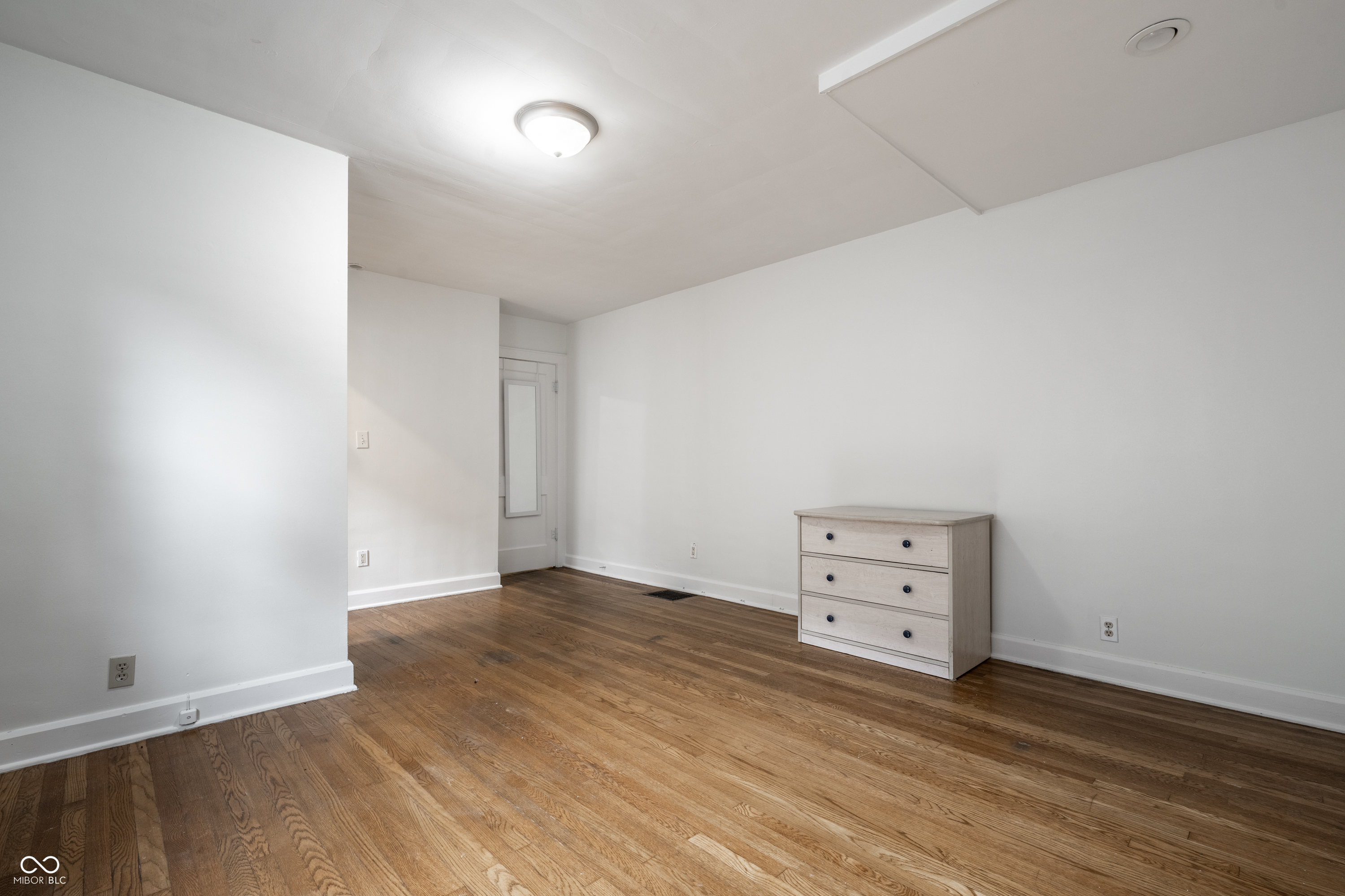 4658 Hinesley Avenue