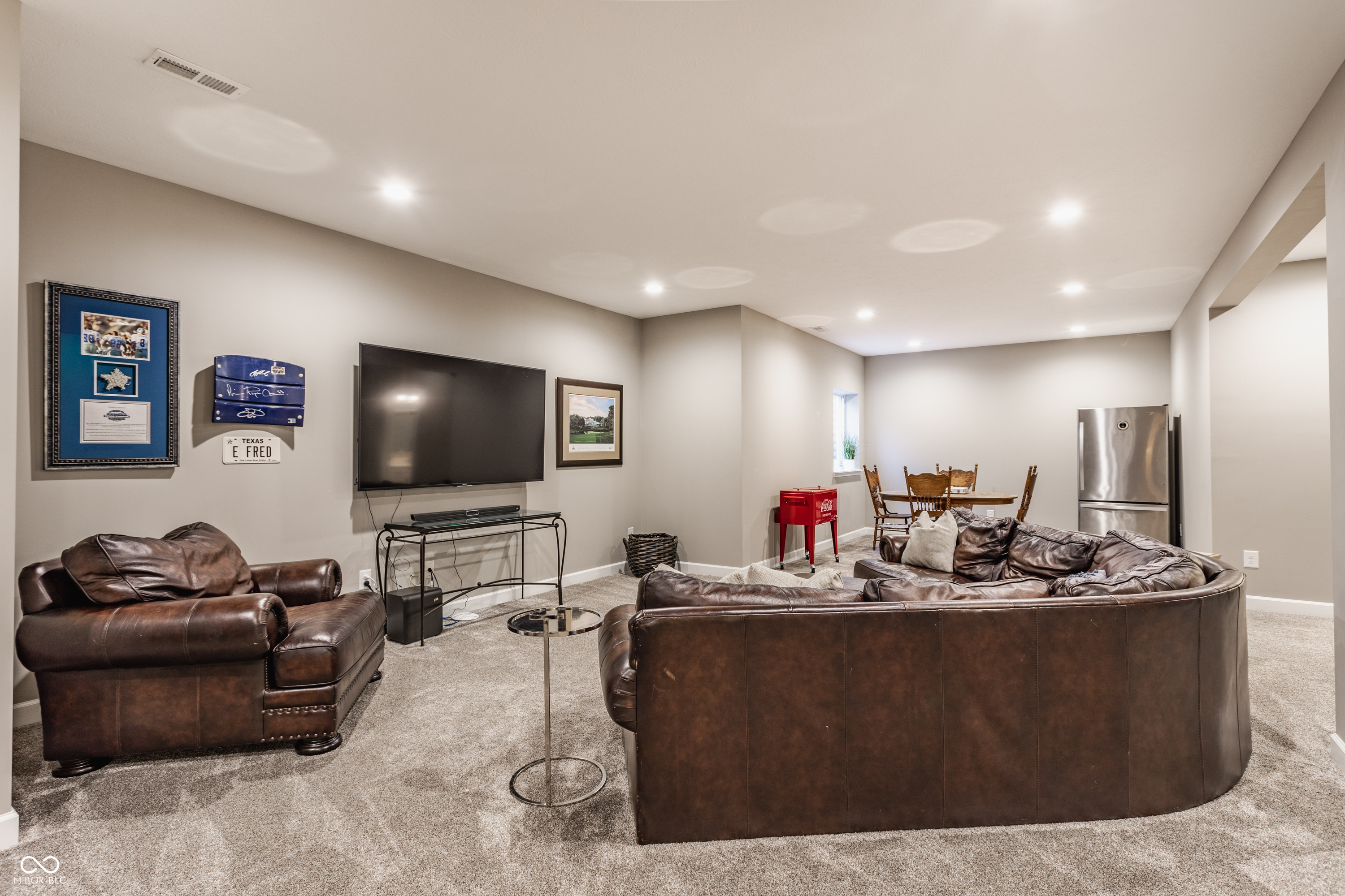 10440 Vermillion Drive