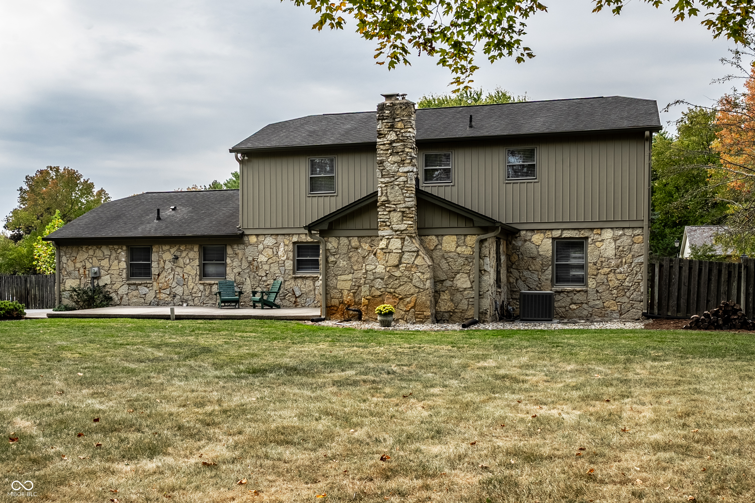 10819 E Lakeshore Drive