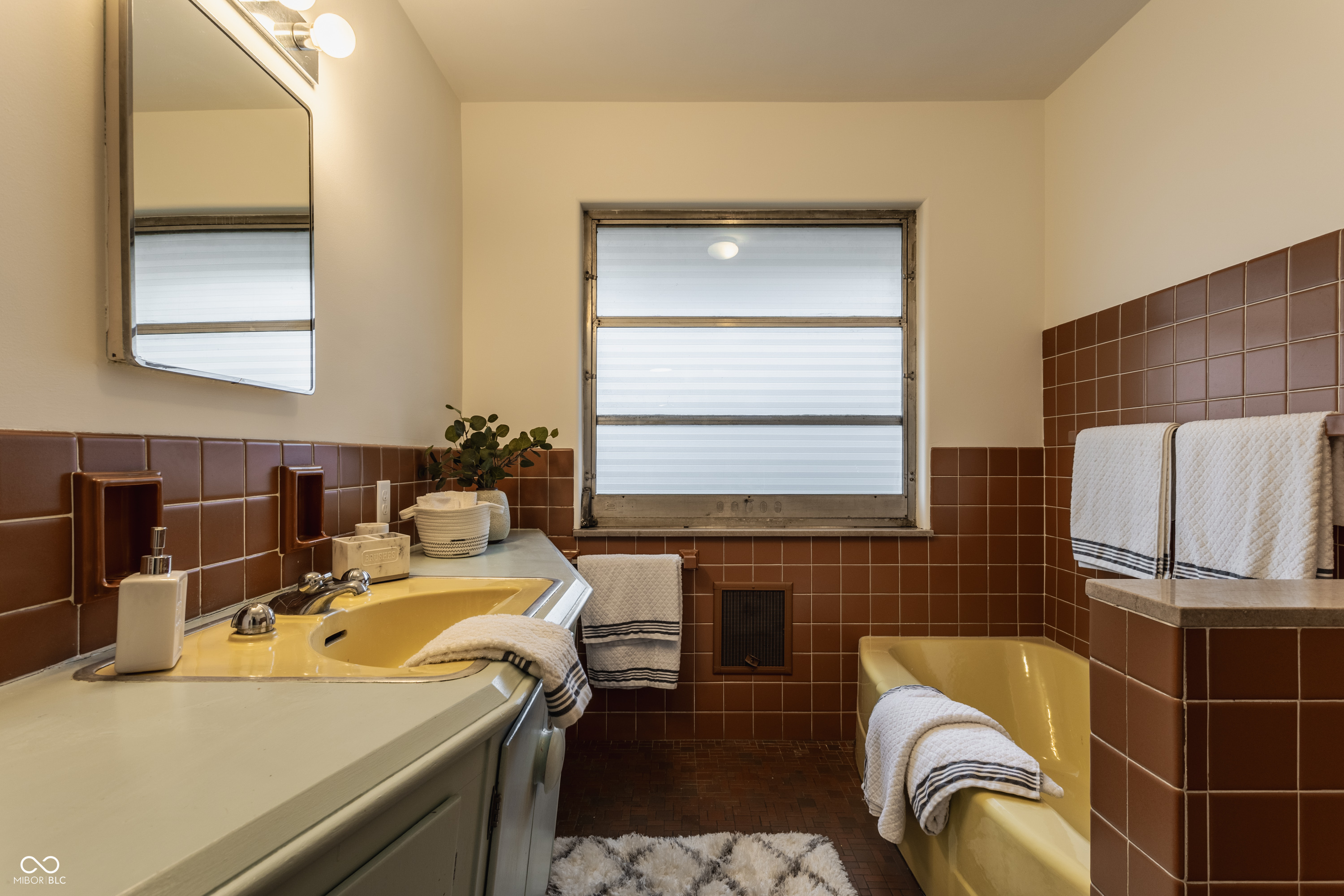 6220 Spring Mill Road